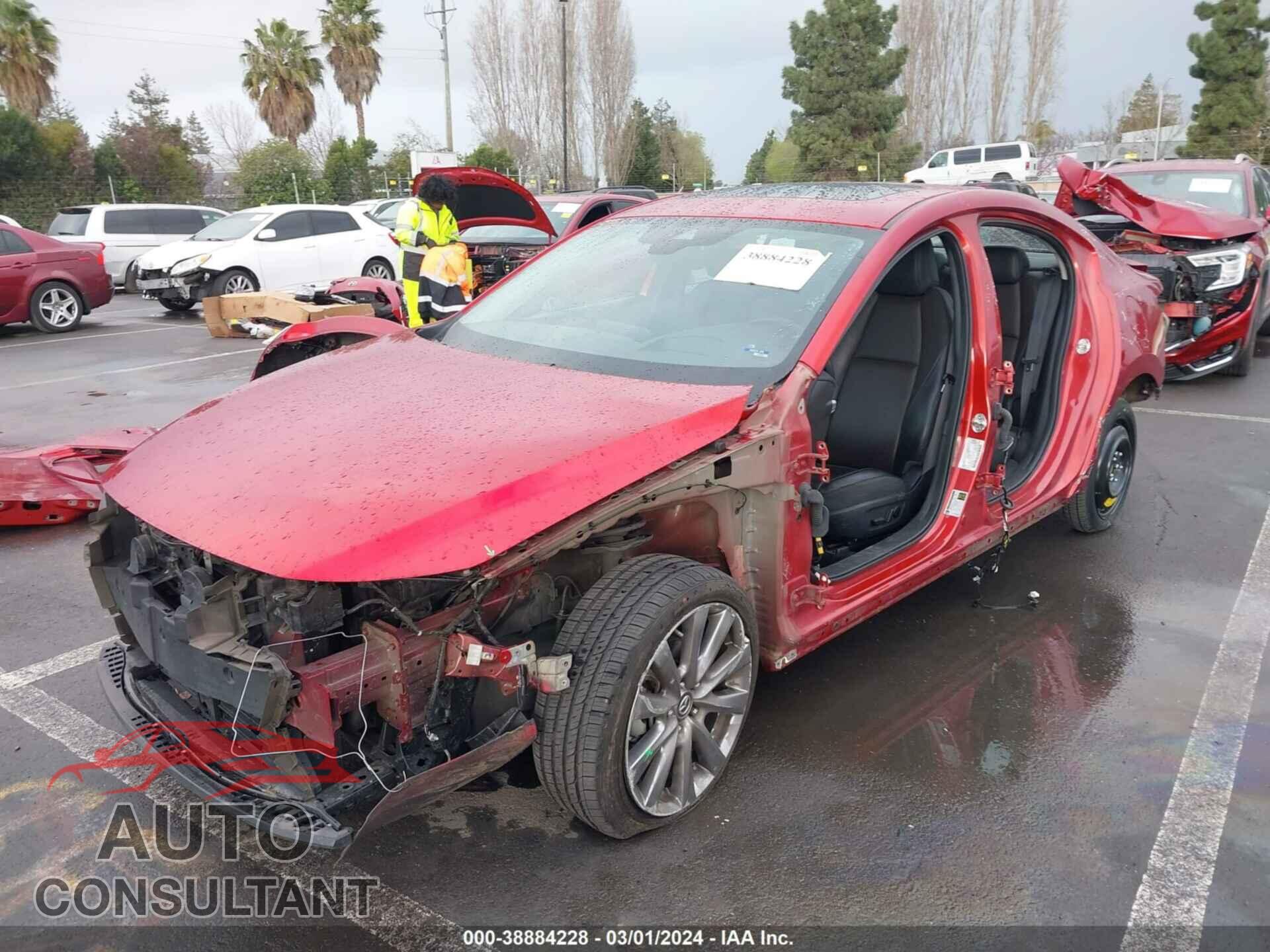 MAZDA 3 2019 - 3MZBPAEM4KM103280