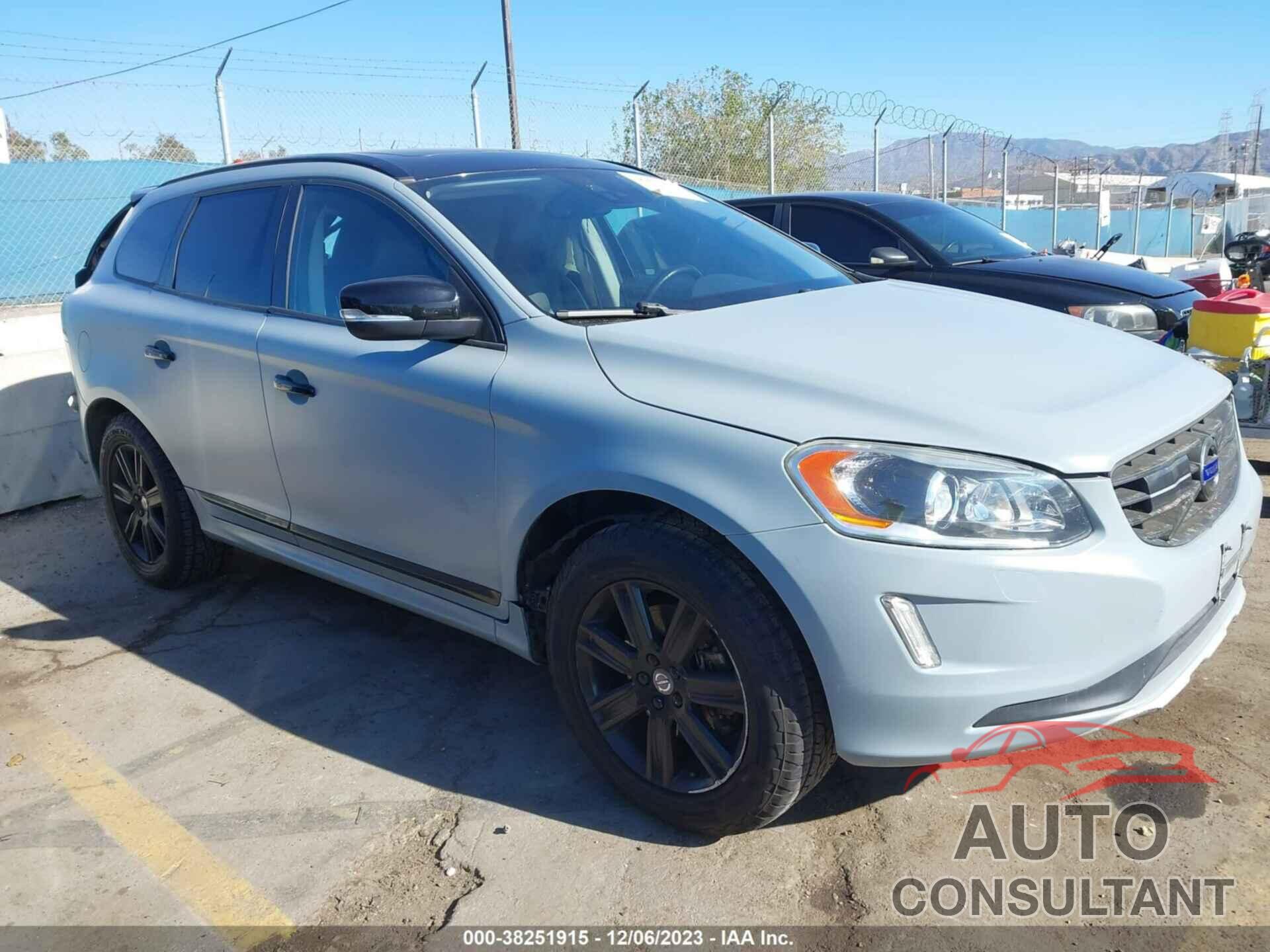 VOLVO XC60 2016 - YV4612RM0G2787052