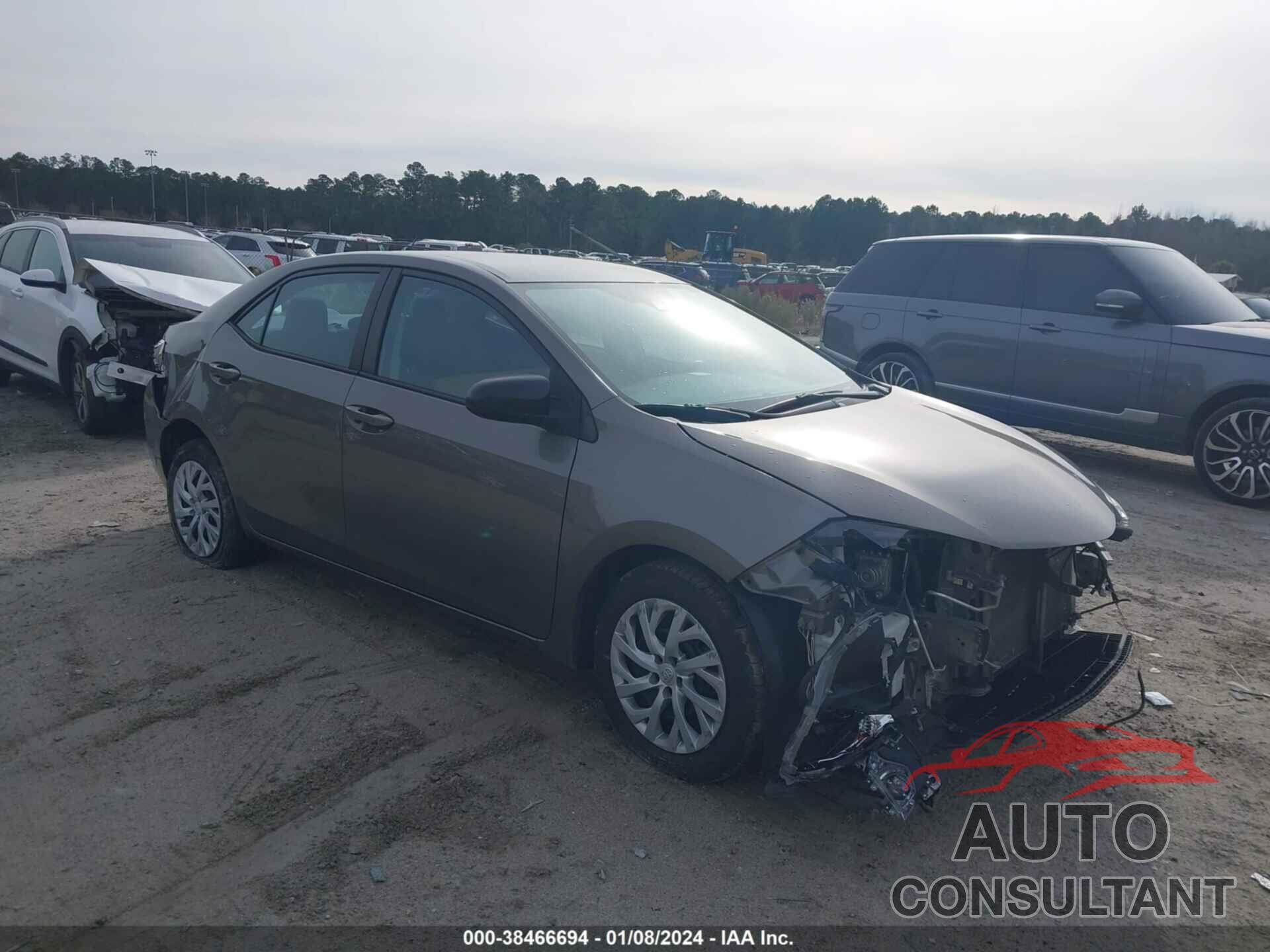 TOYOTA COROLLA 2018 - 5YFBURHE7JP777915