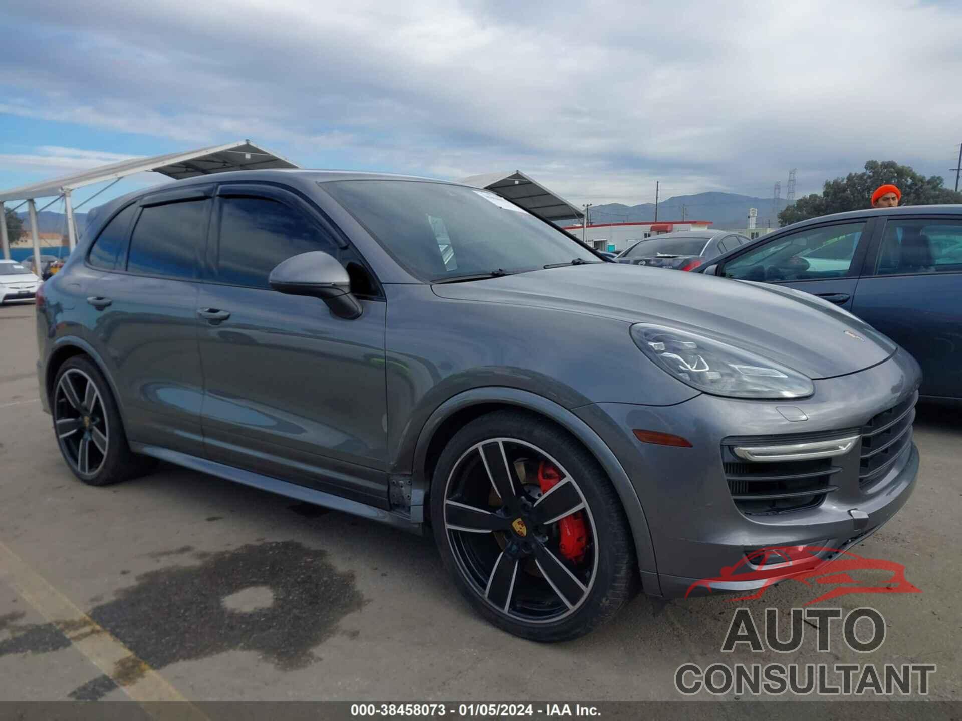 PORSCHE CAYENNE 2016 - WP1AD2A26GLA71568