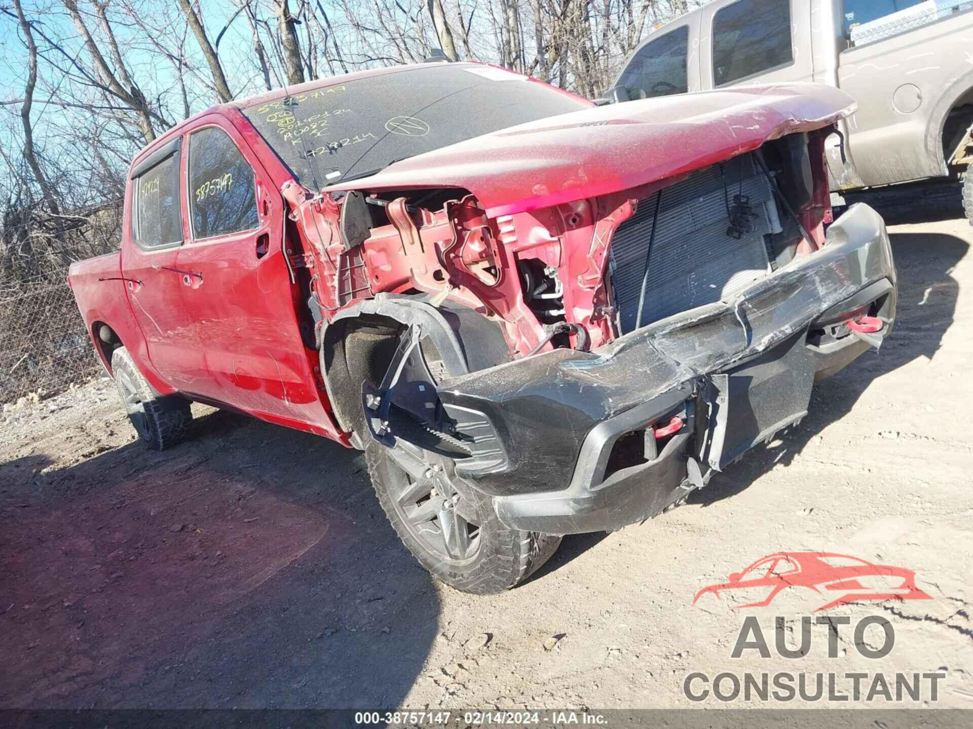 CHEVROLET SILVERADO 1500 2021 - 1GCPYFEL5MZ429214