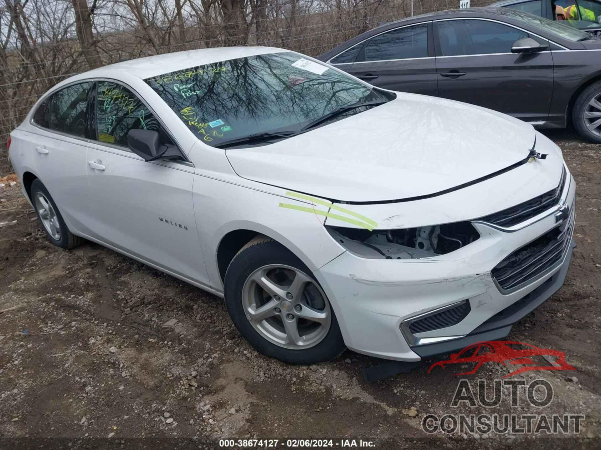 CHEVROLET MALIBU 2018 - 1G1ZB5ST0JF265823