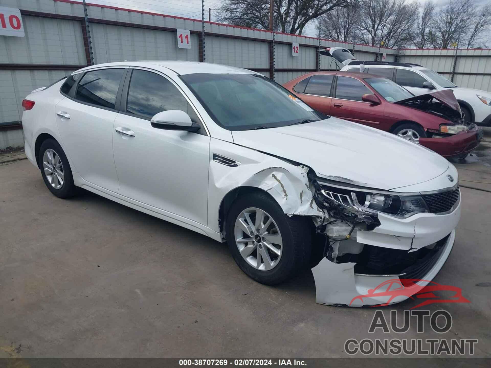 KIA OPTIMA 2016 - KNAGT4L37G5071502