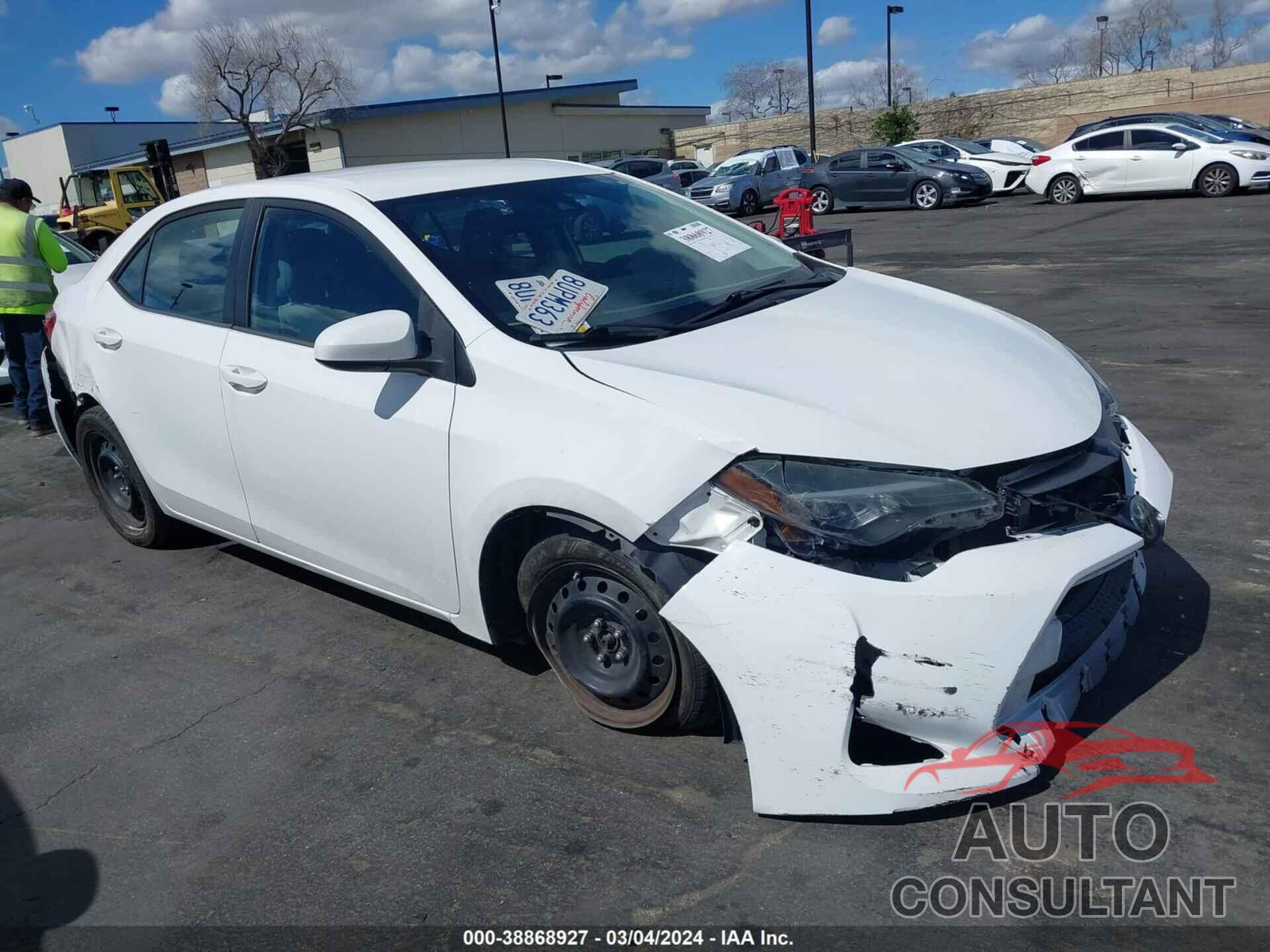 TOYOTA COROLLA 2019 - 2T1BURHEXKC232244