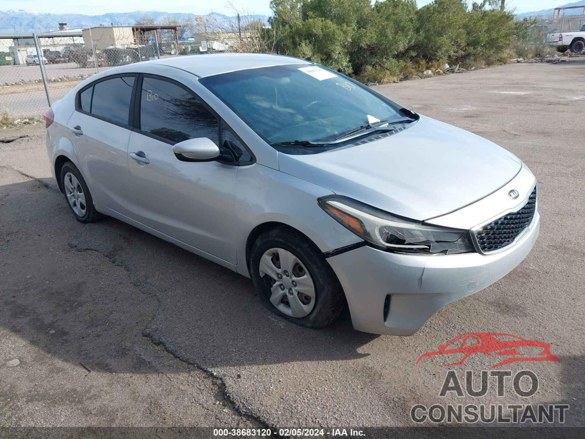 KIA FORTE 2018 - 3KPFK4A74JE171592