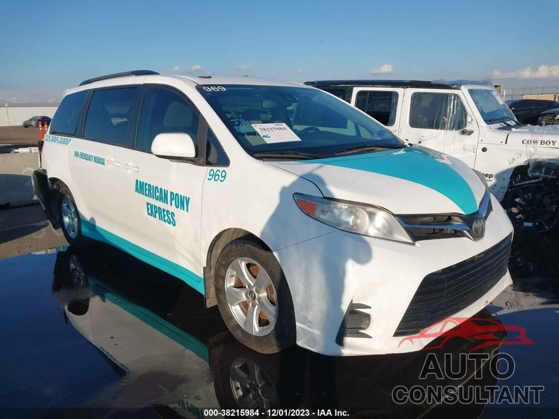 TOYOTA SIENNA 2018 - 5TDKZ3DC4JS916814