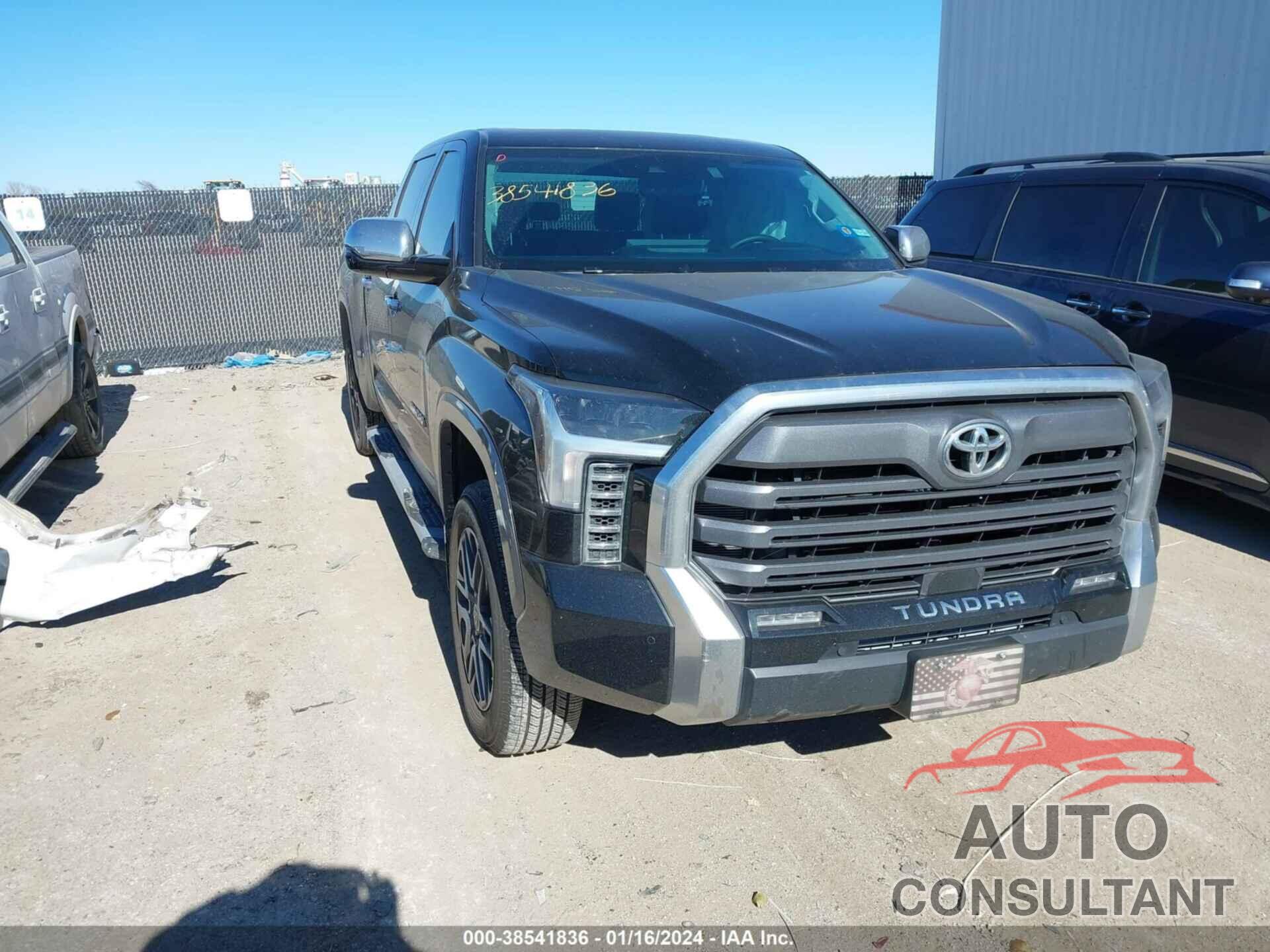 TOYOTA TUNDRA 2023 - 5TFJA5BC3PX002462