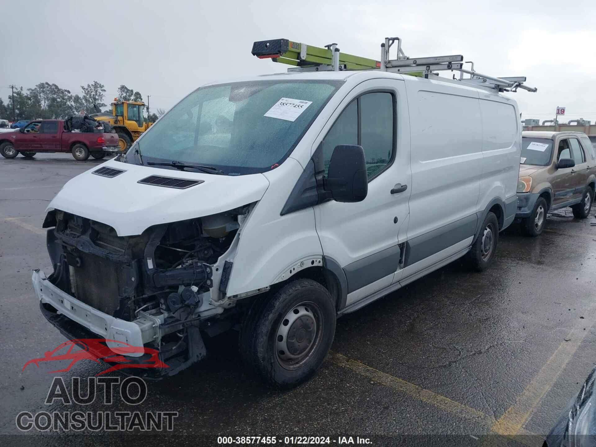 FORD TRANSIT-150 2017 - 1FTYE1ZM4HKB32615