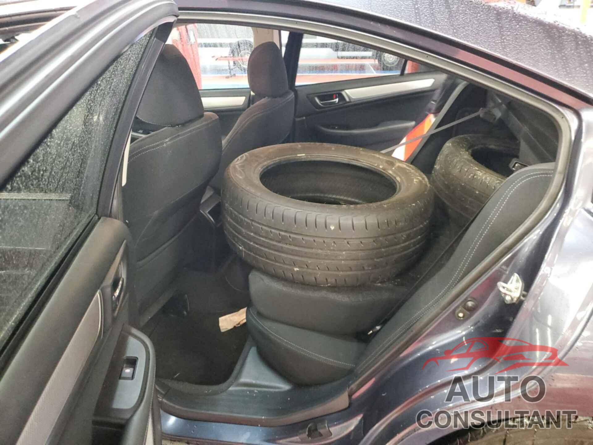 SUBARU LEGACY 2017 - 4S3BNAF65H3063522