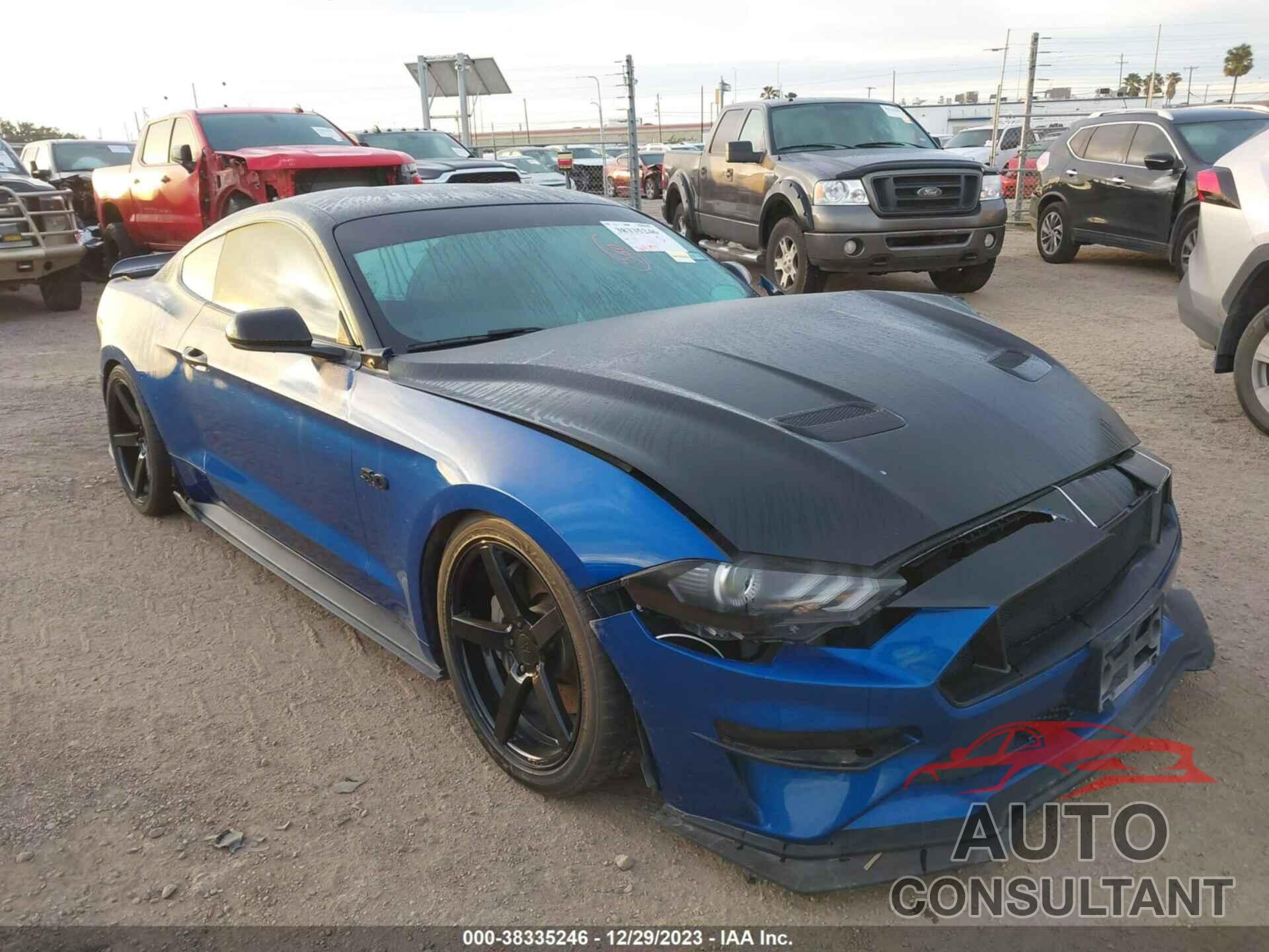 FORD MUSTANG 2018 - 1FA6P8CF7J5176090