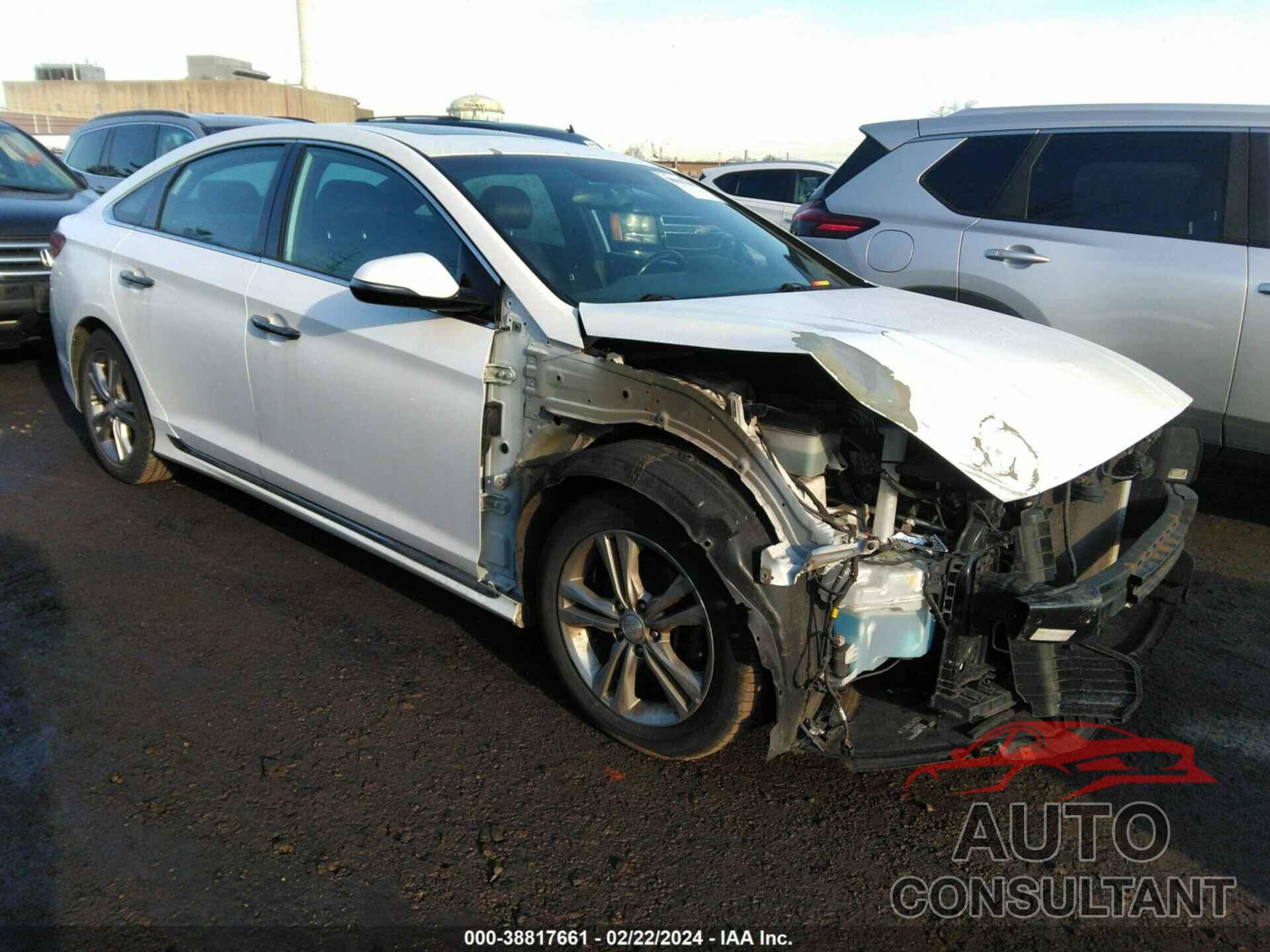 HYUNDAI SONATA 2018 - 5NPE34AF3JH610437