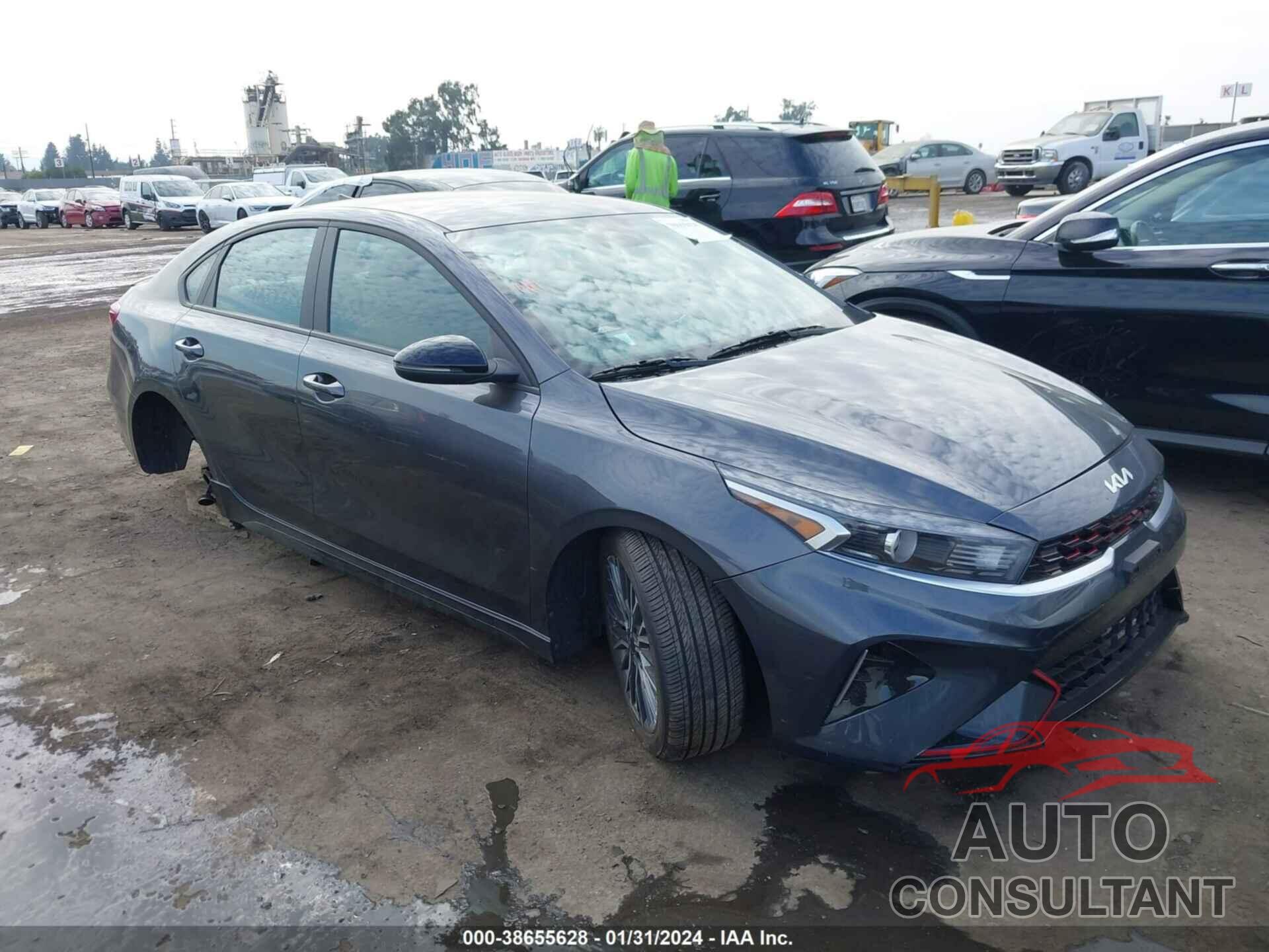 KIA FORTE 2023 - 3KPF54AD5PE592713