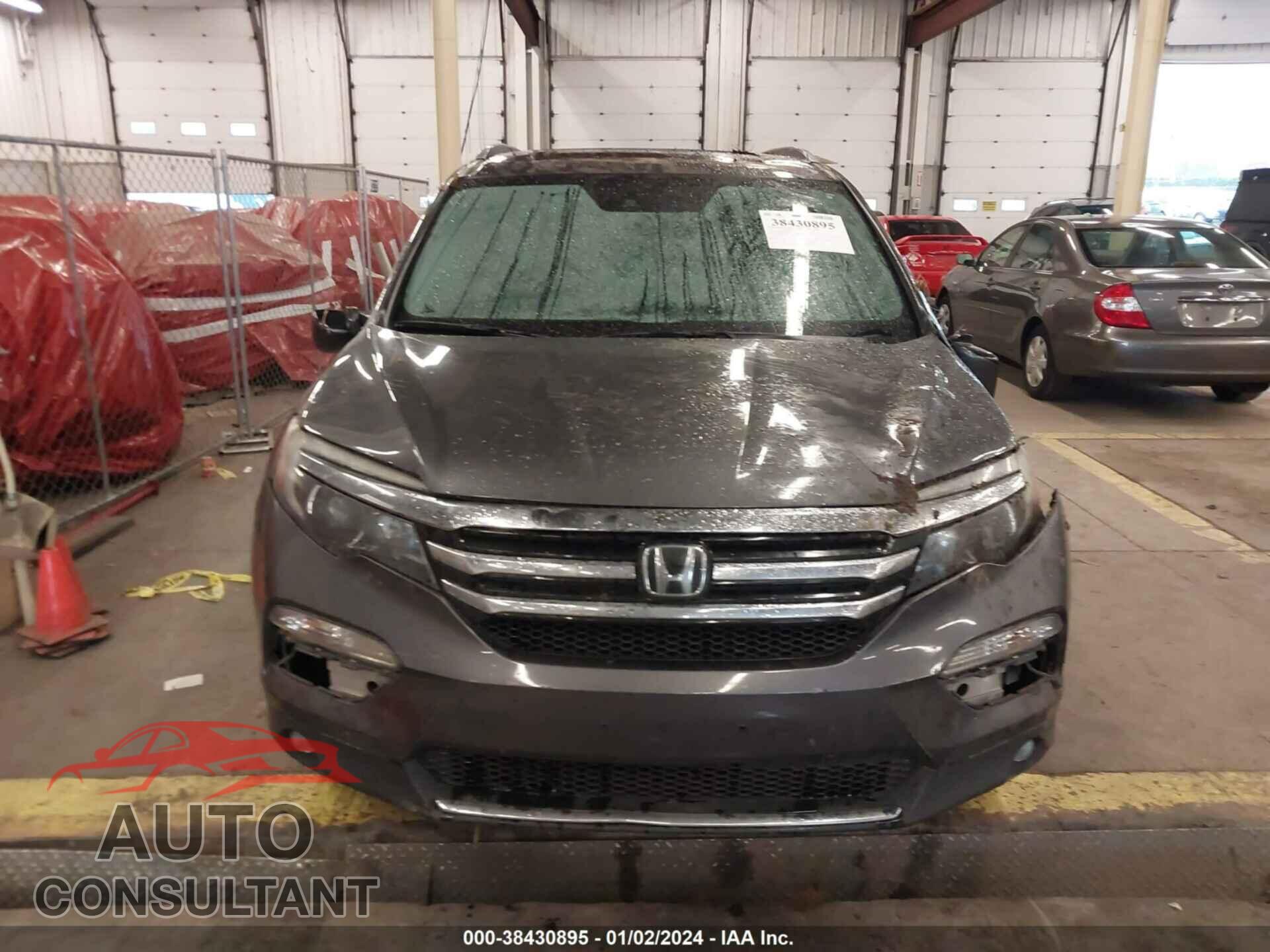HONDA PILOT 2017 - 5FNYF6H97HB021044