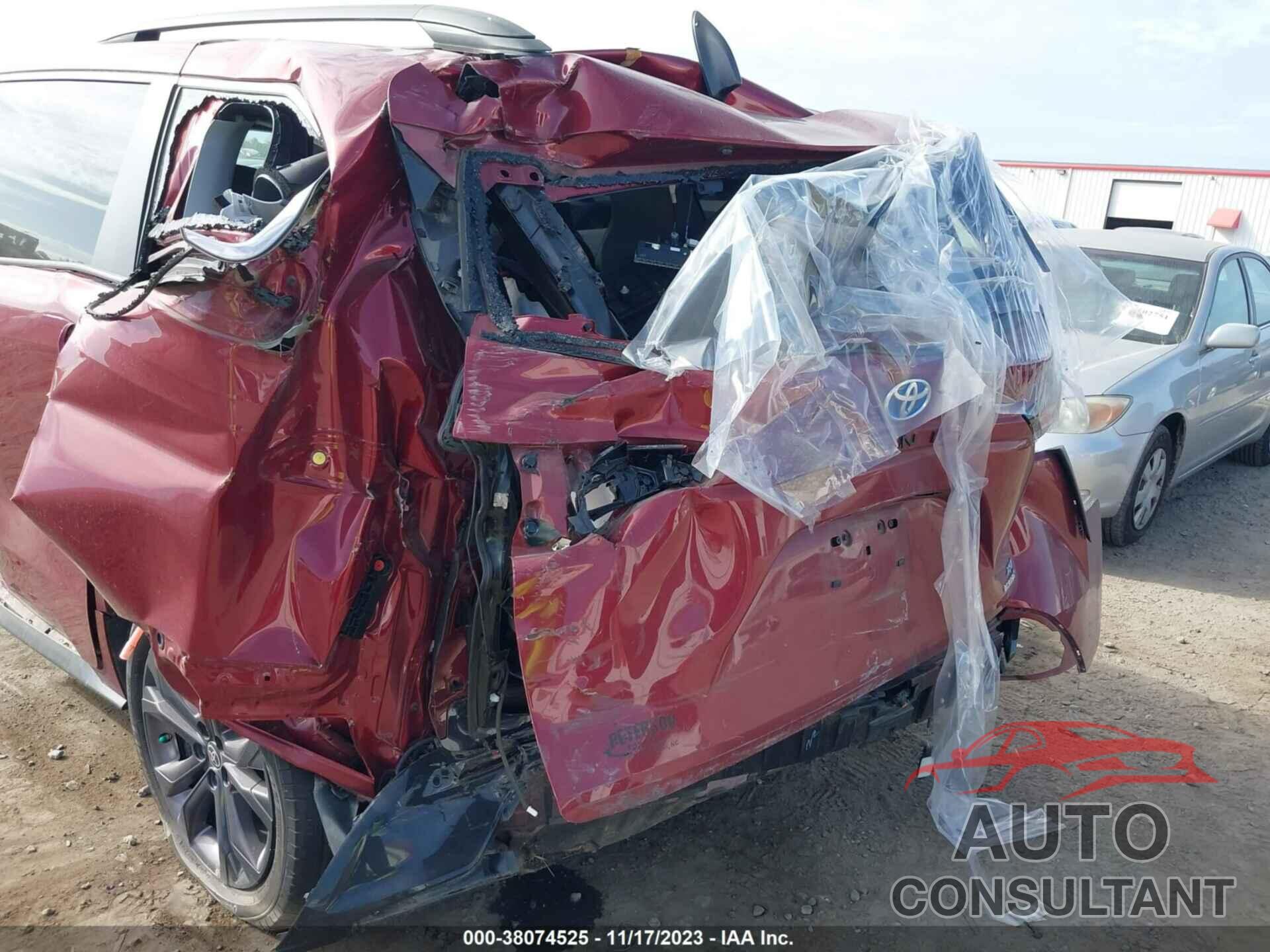 TOYOTA SIENNA 2021 - 5TDXRKEC0MS070703