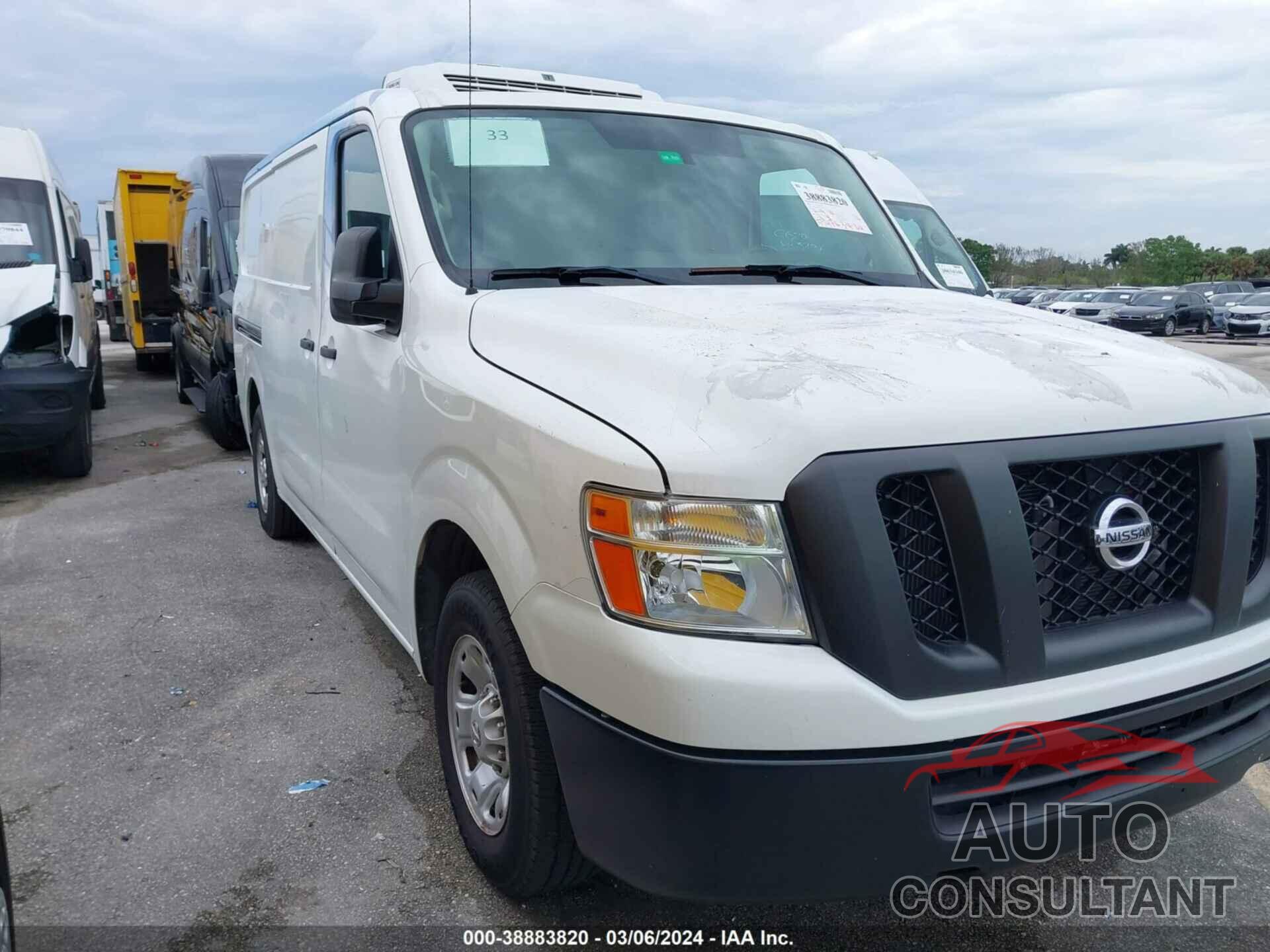 NISSAN NV 2019 - 1N6BF0KM8KN807537