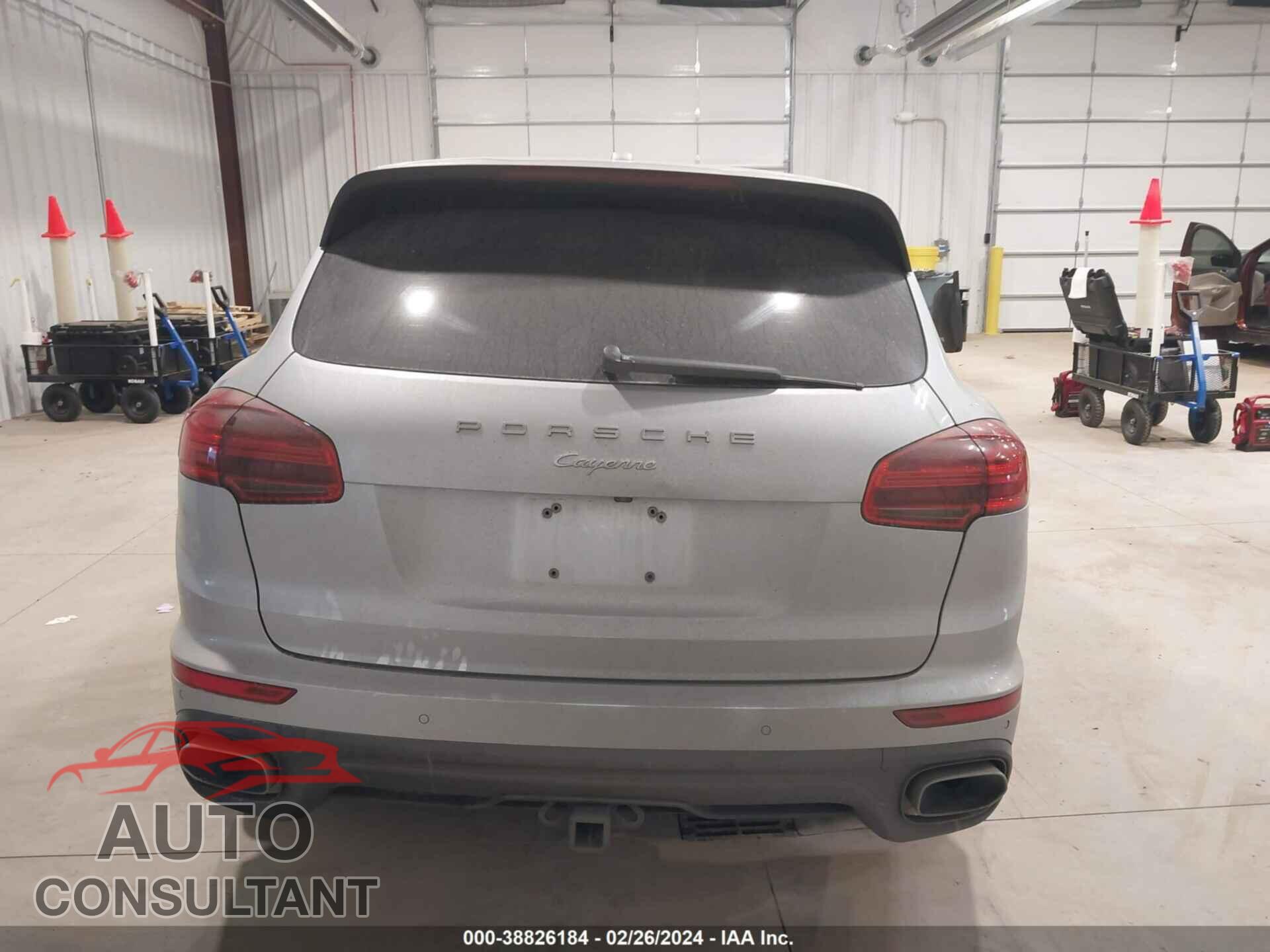 PORSCHE CAYENNE 2016 - WP1AA2A23GLA10994