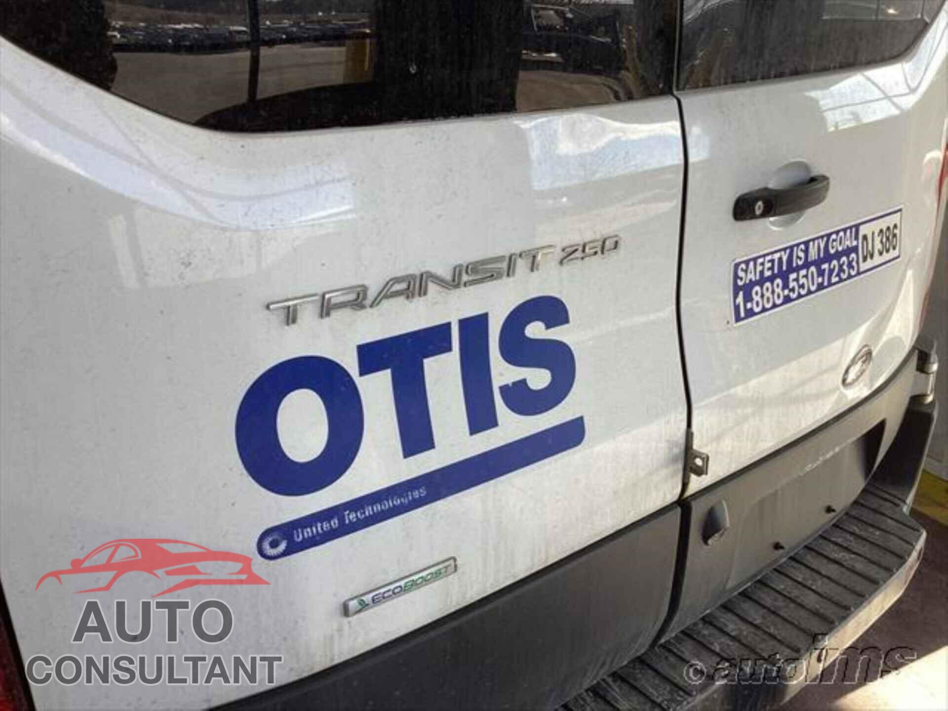 FORD TRANSIT 2018 - 1FTYR1YG0JKB23366