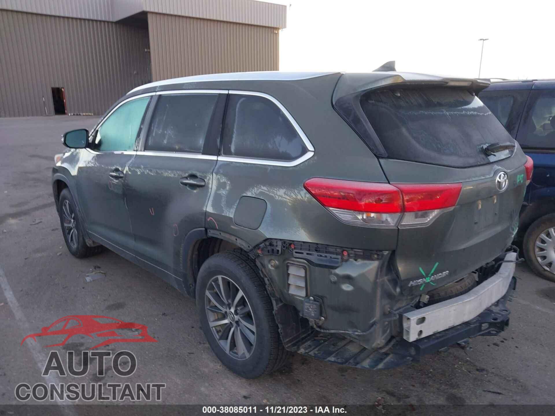 TOYOTA HIGHLANDER 2018 - 5TDJZRFH4JS914357