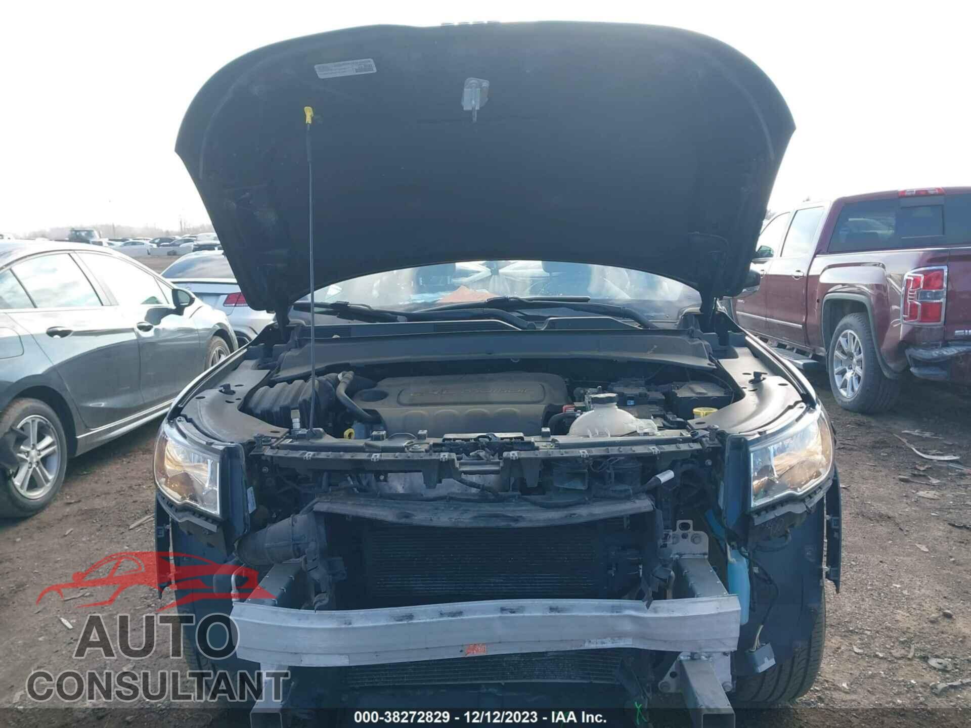 JEEP COMPASS 2018 - 3C4NJDCB1JT201854