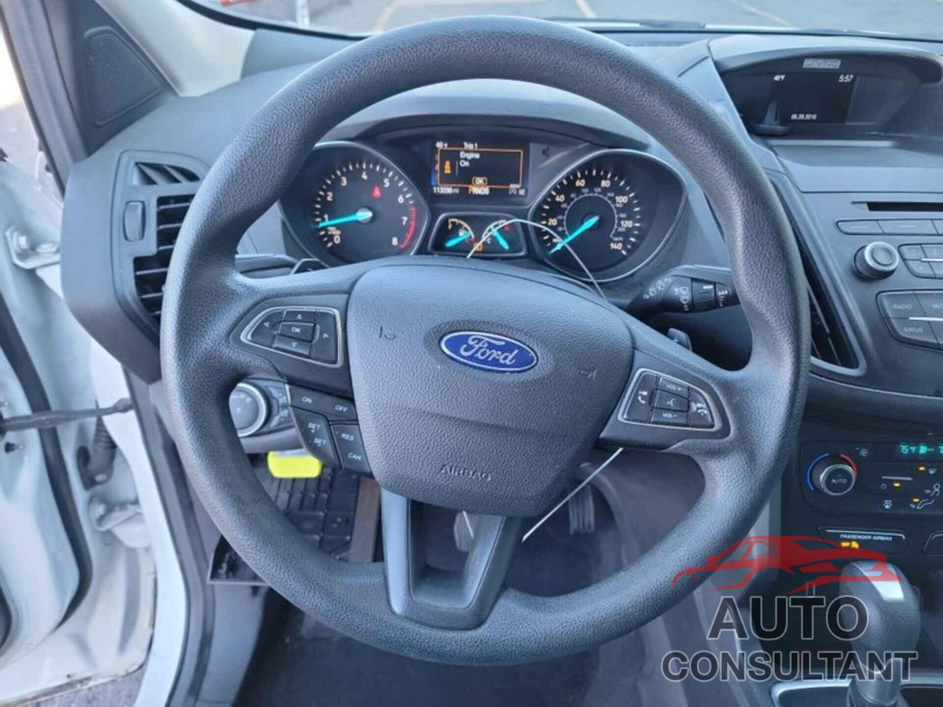 FORD ESCAPE 2017 - 1FMCU9GD4HUA62693