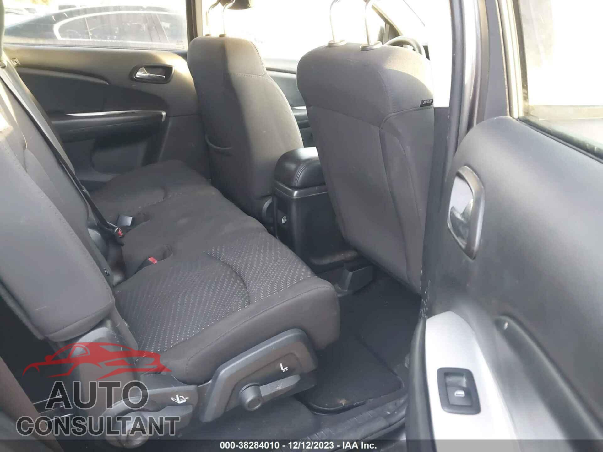 DODGE JOURNEY 2017 - 3C4PDCBB9HT648101
