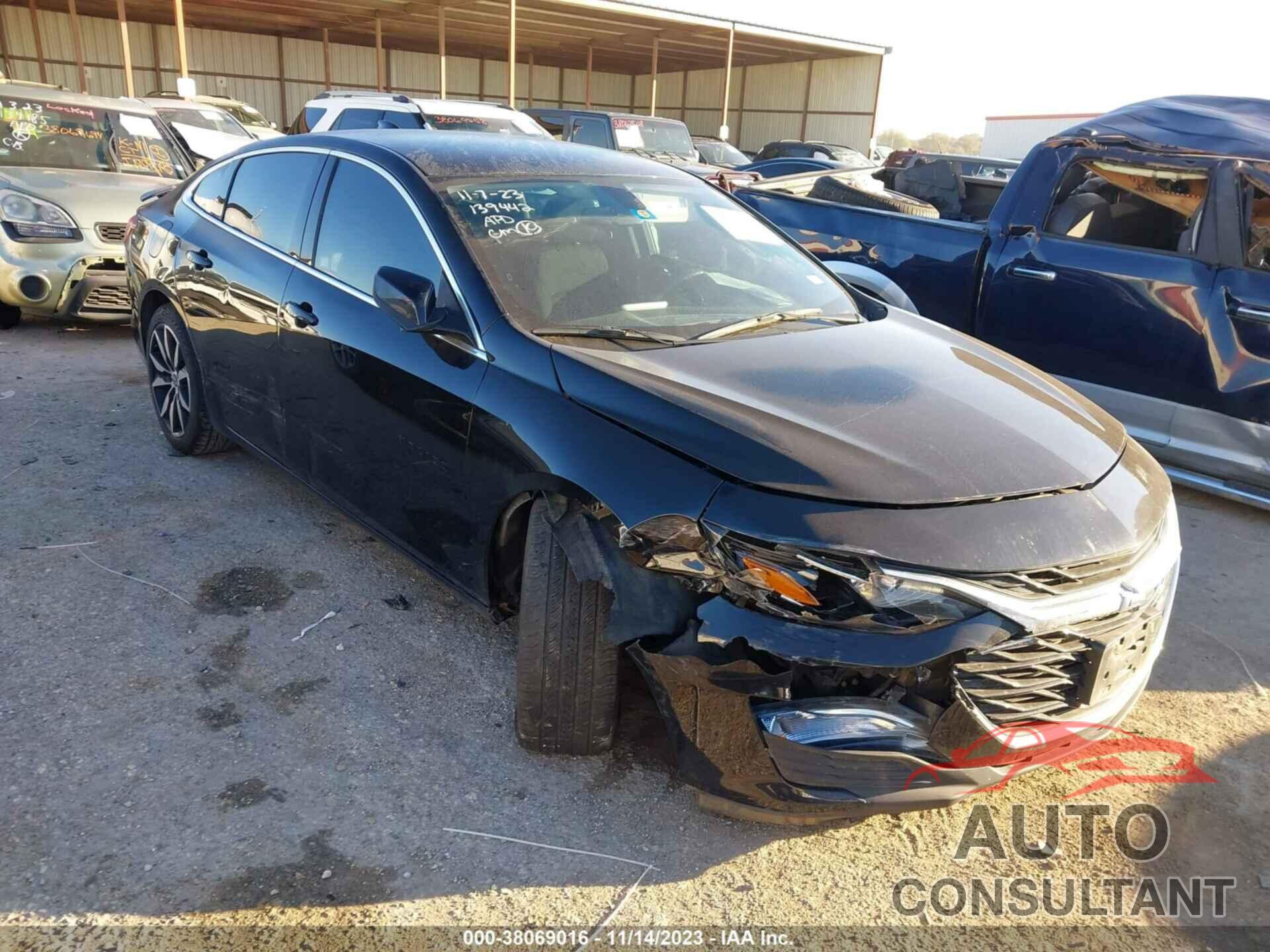 CHEVROLET MALIBU 2021 - 1G1ZG5ST4MF062228