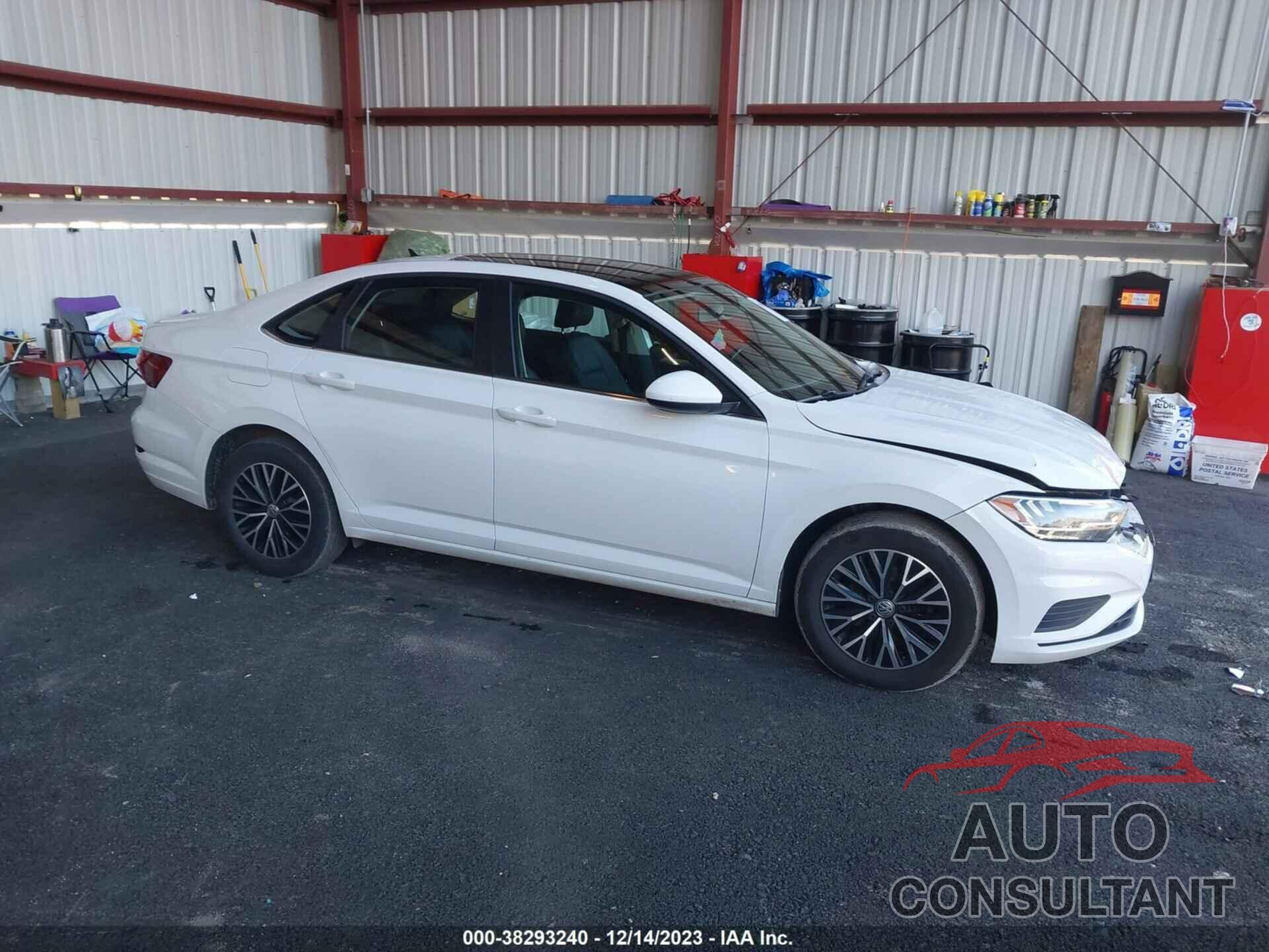 VOLKSWAGEN JETTA 2019 - 3VWC57BU3KM103935