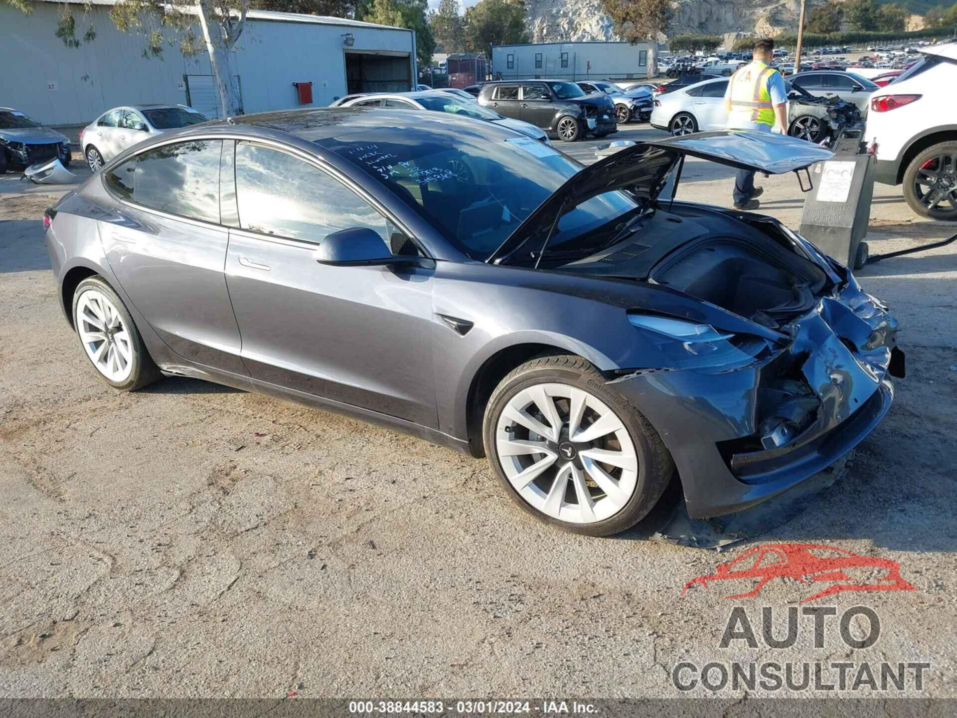 TESLA MODEL 3 2022 - 5YJ3E1EB9NF315368
