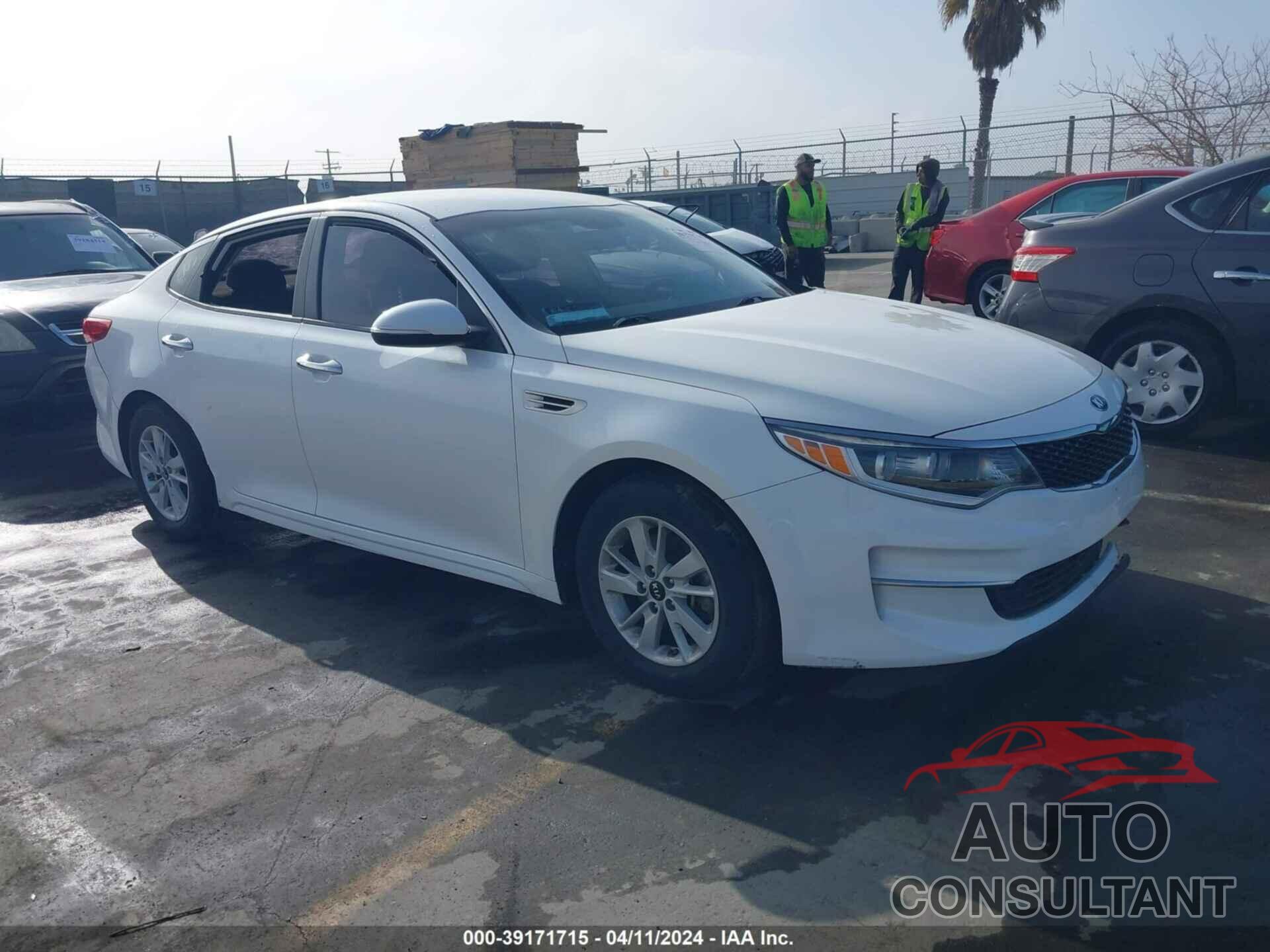 KIA OPTIMA 2016 - KNAGT4L39G5089094