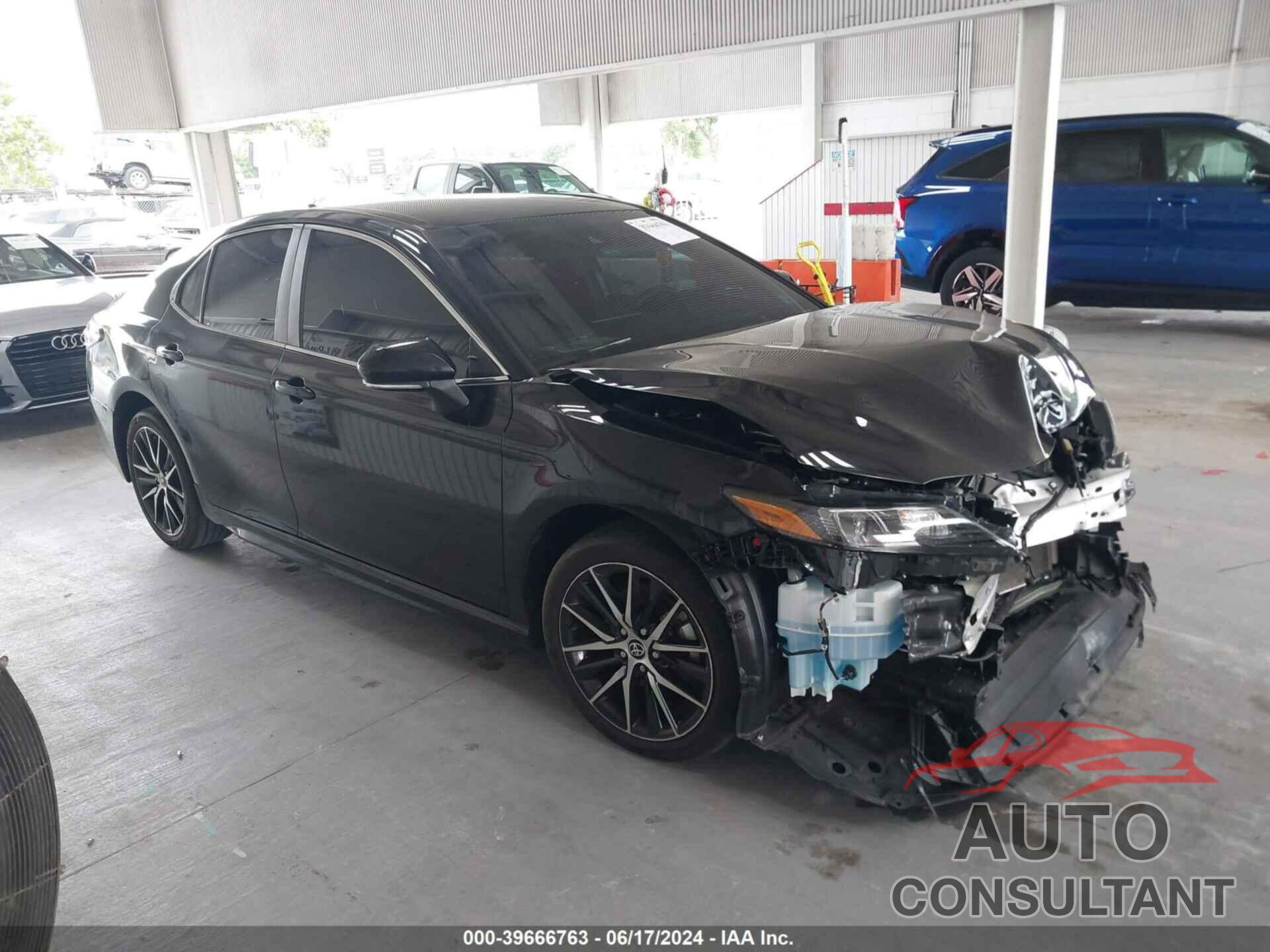 TOYOTA CAMRY 2023 - 4T1G11AK2PU739094