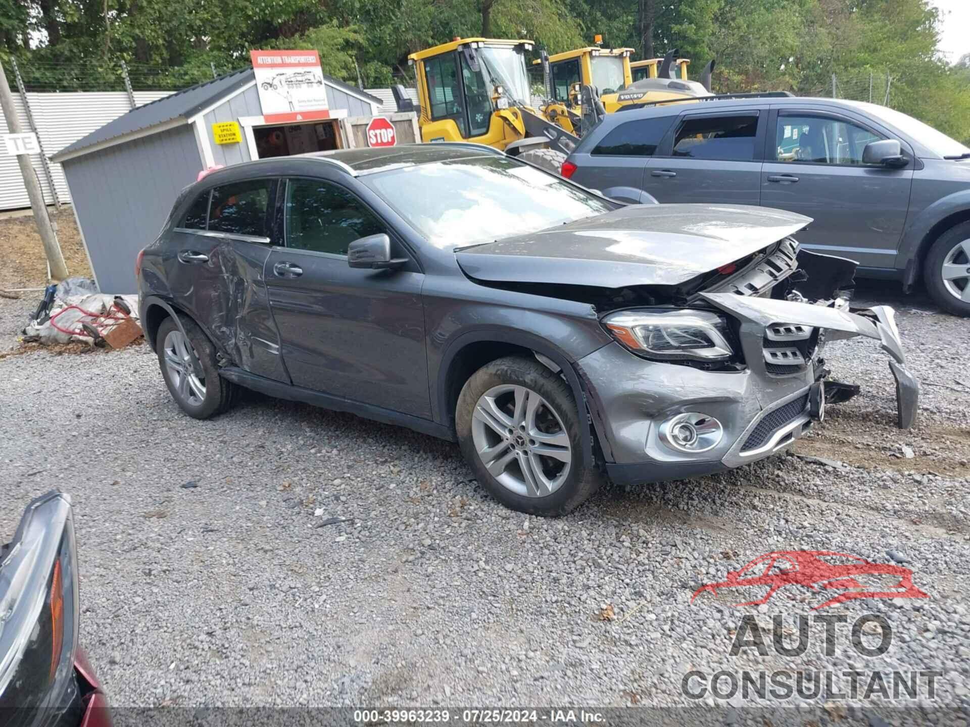 MERCEDES-BENZ GLA 250 2018 - WDCTG4GB5JJ523348