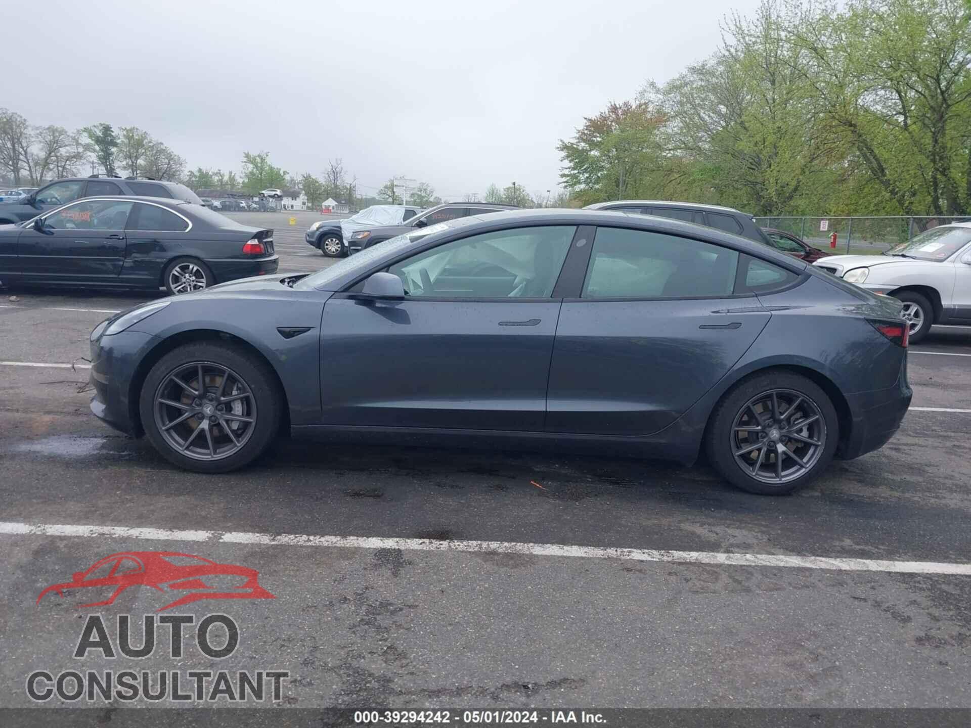 TESLA MODEL 3 2021 - 5YJ3E1EA5MF047005