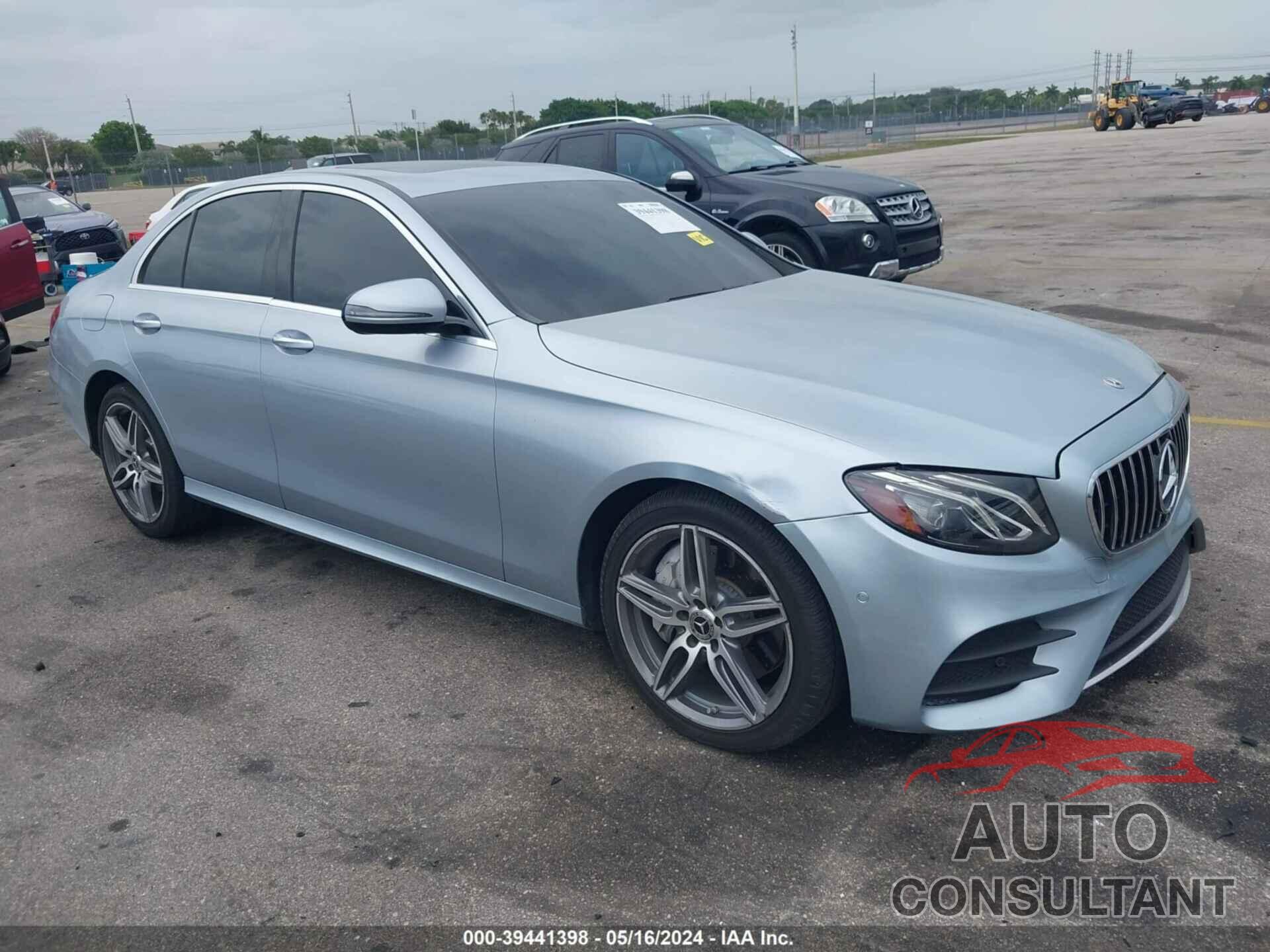 MERCEDES-BENZ E 300 2018 - WDDZF4JB0JA337718