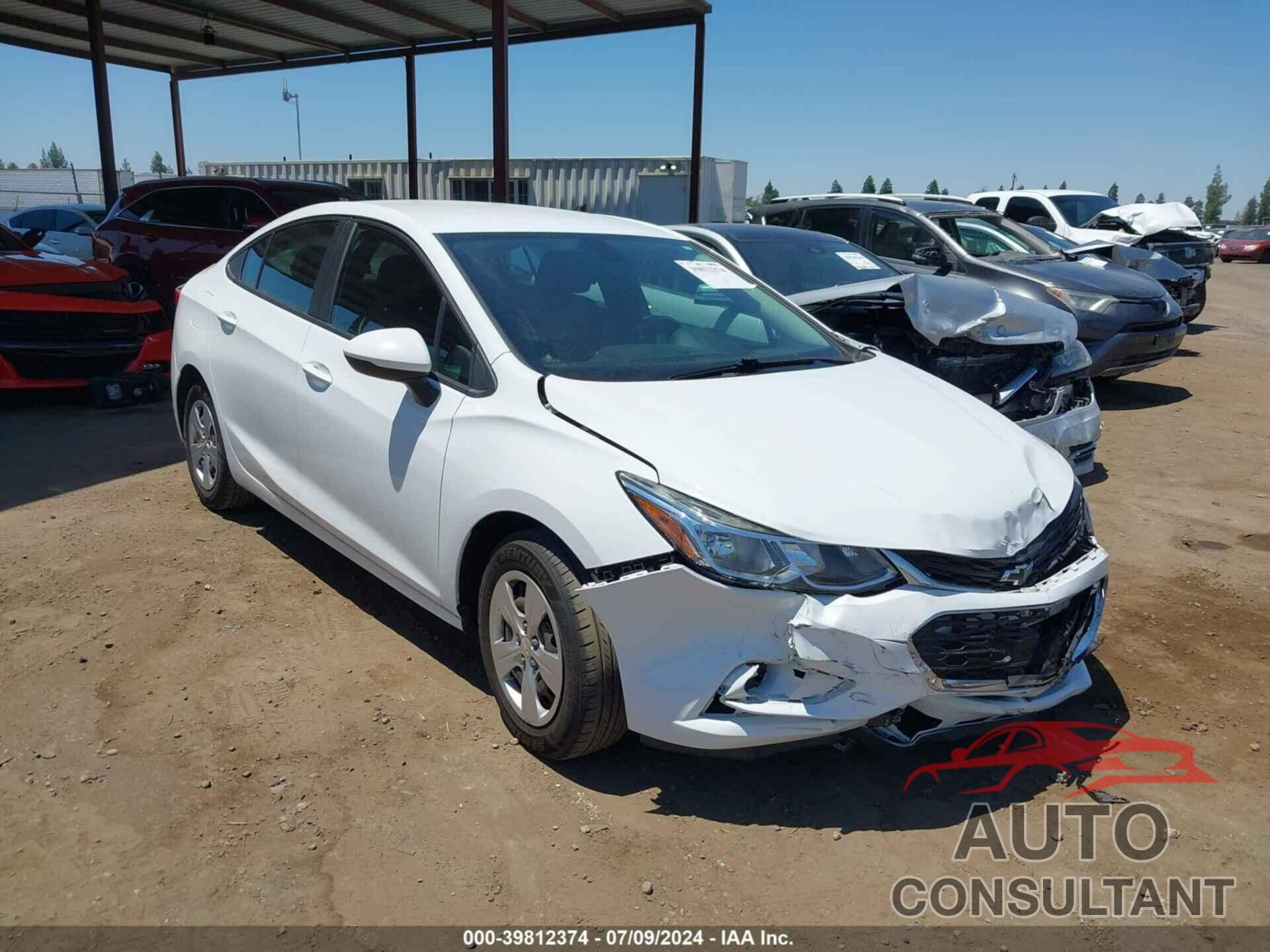 CHEVROLET CRUZE 2018 - 1G1BC5SM9J7216802