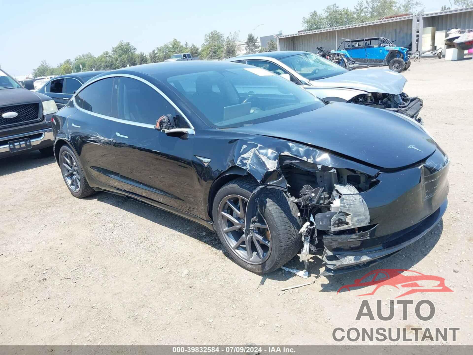 TESLA MODEL 3 2018 - 5YJ3E1EA1JF011355