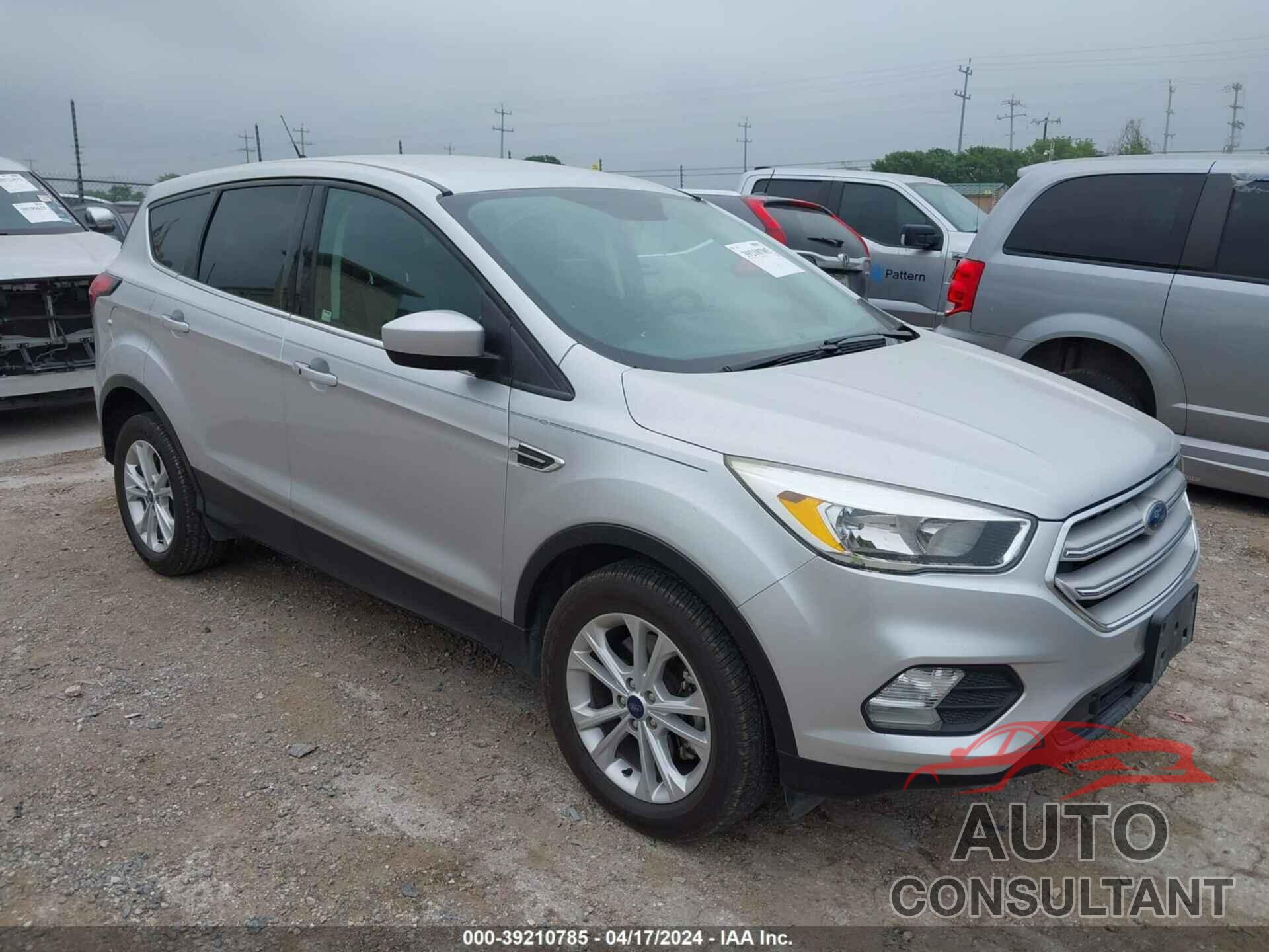 FORD ESCAPE 2019 - 1FMCU9GD2KUC06569