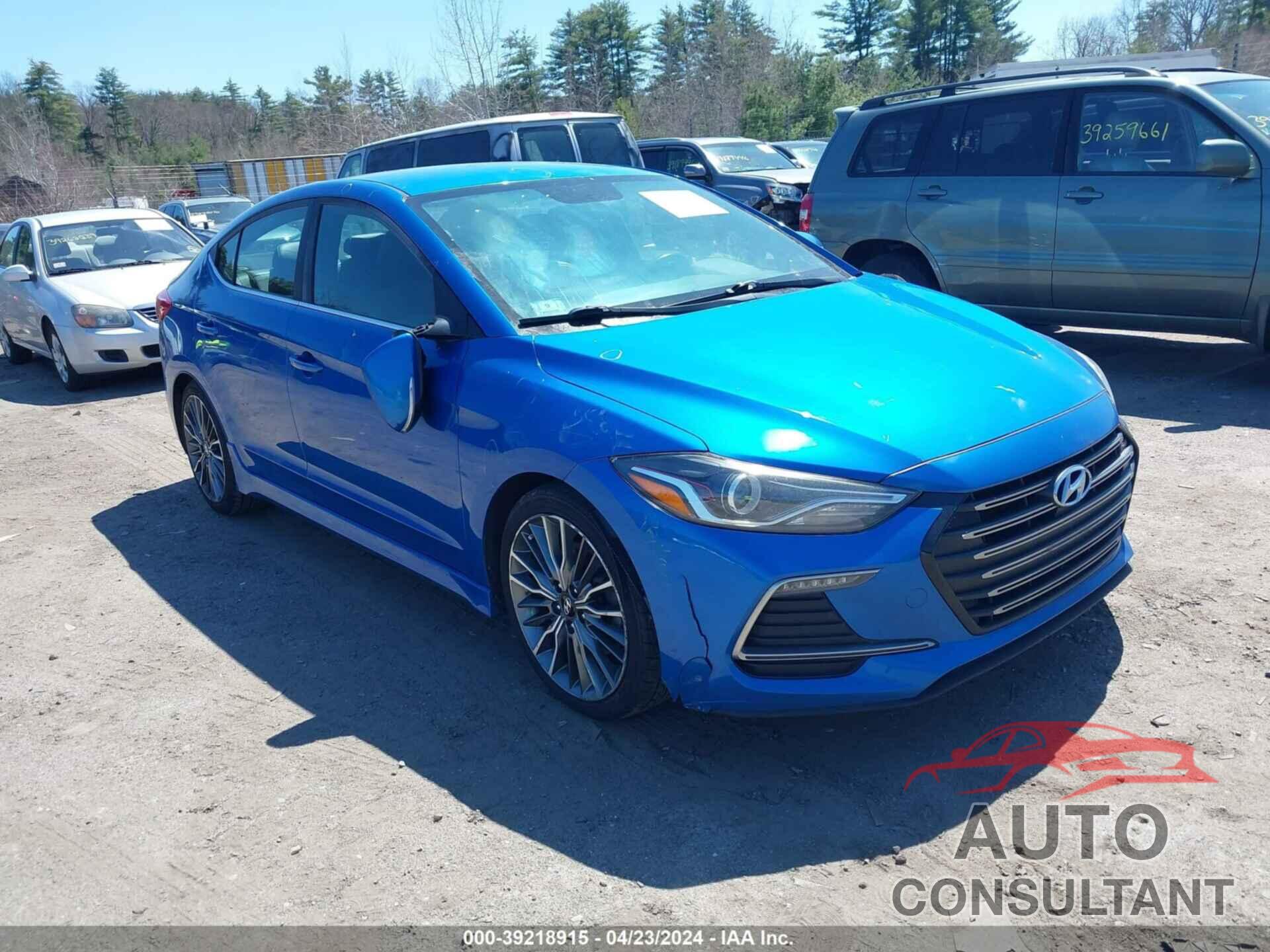 HYUNDAI ELANTRA 2017 - KMHD04LB5HU364226