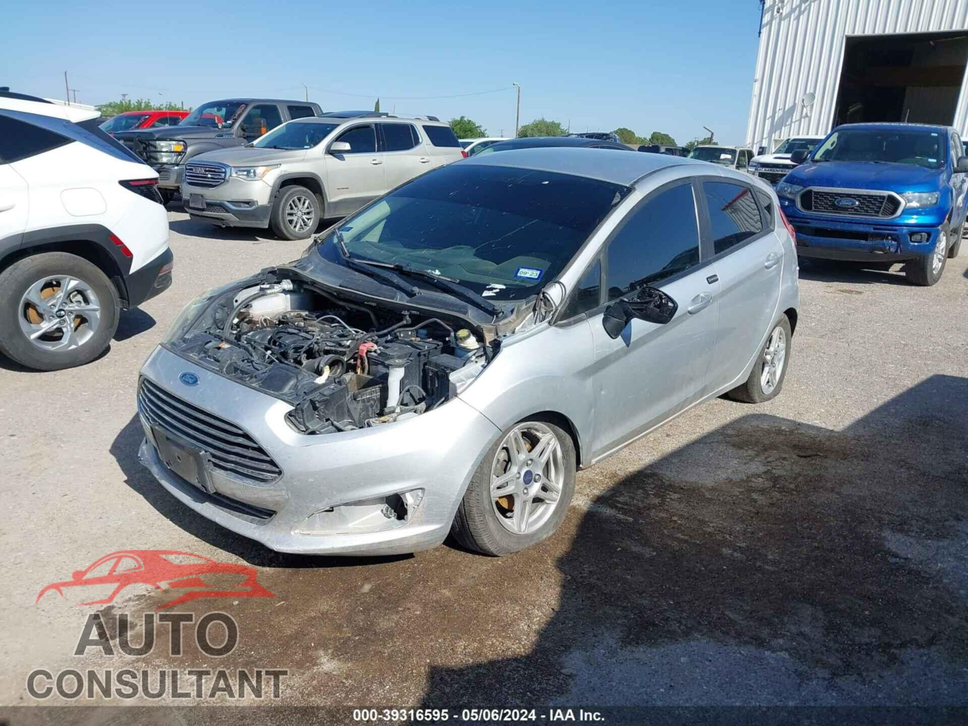 FORD FIESTA 2017 - 3FADP4EJ5HM135043