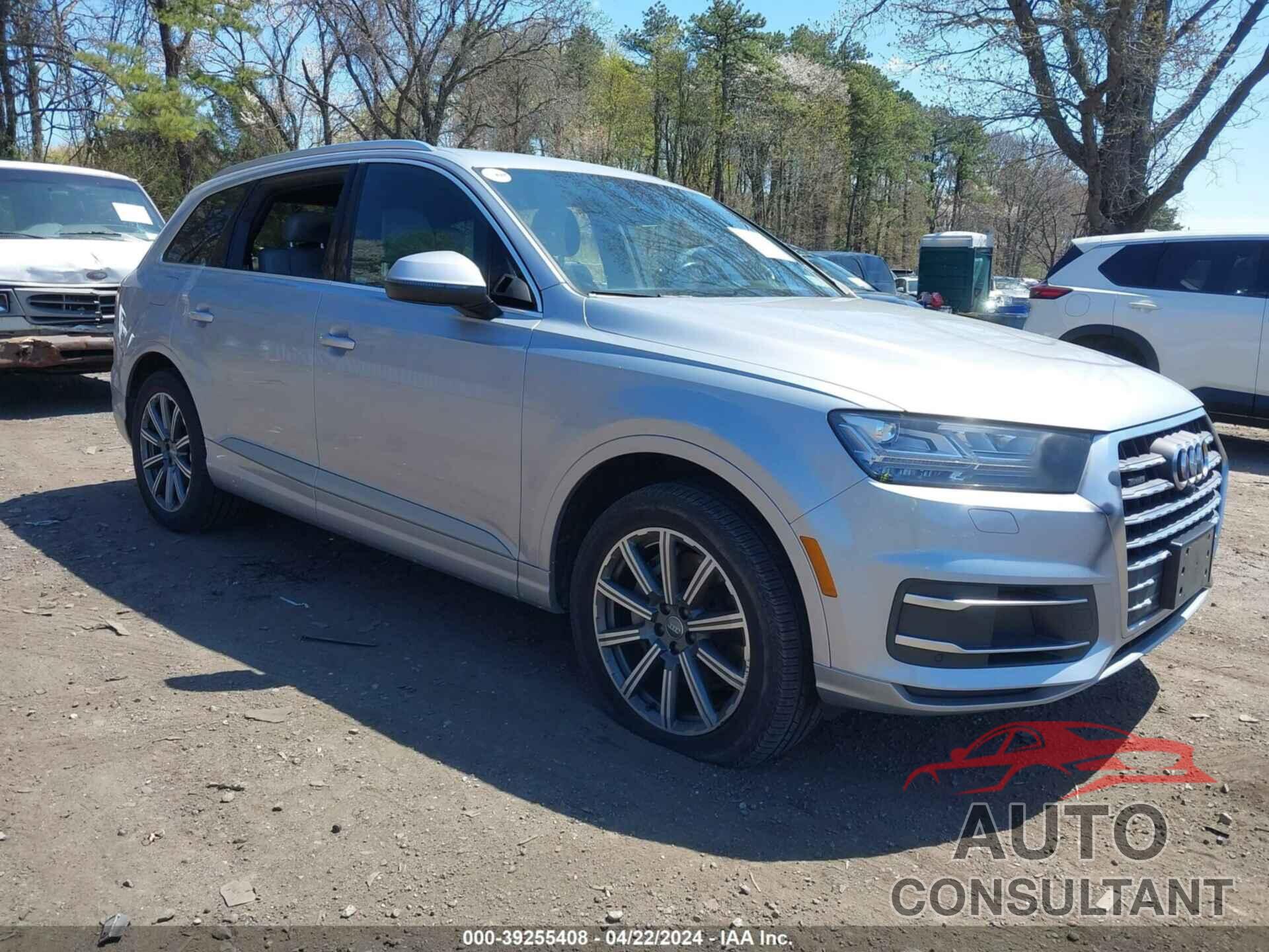 AUDI Q7 2019 - WA1LHAF77KD025452