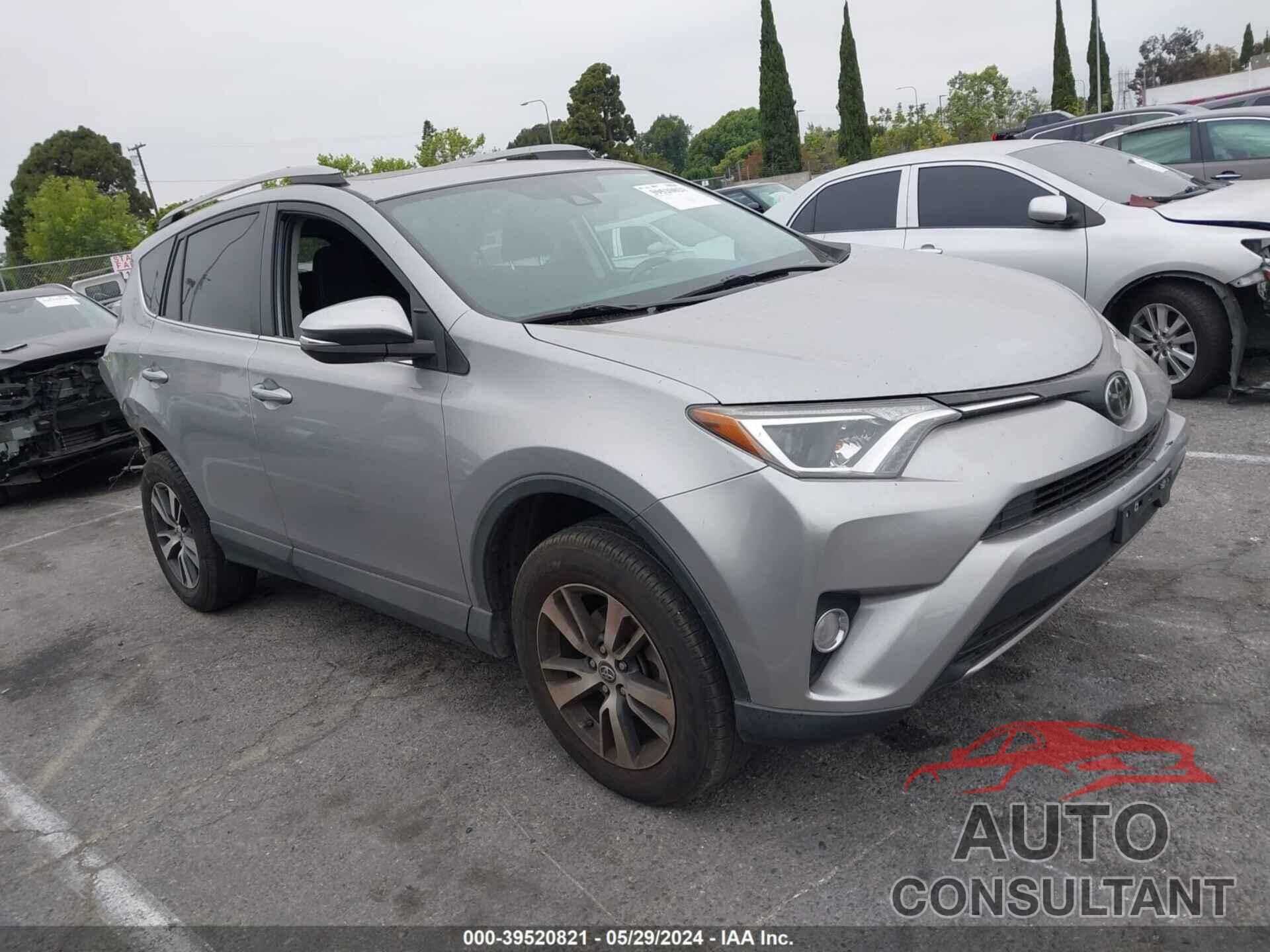 TOYOTA RAV4 2018 - 2T3WFREVXJW438135