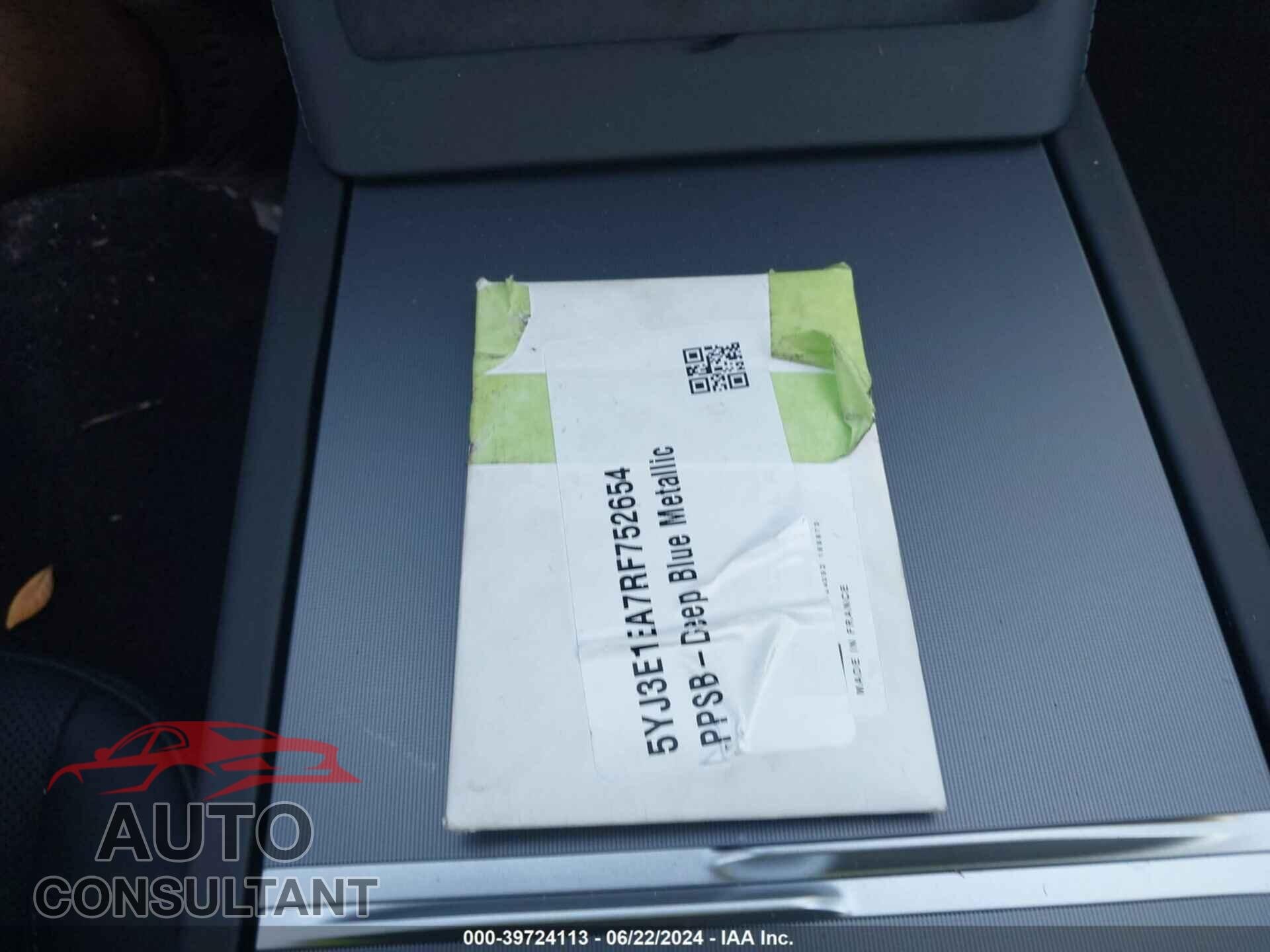 TESLA MODEL 3 2024 - 5YJ3E1EA7RF752654