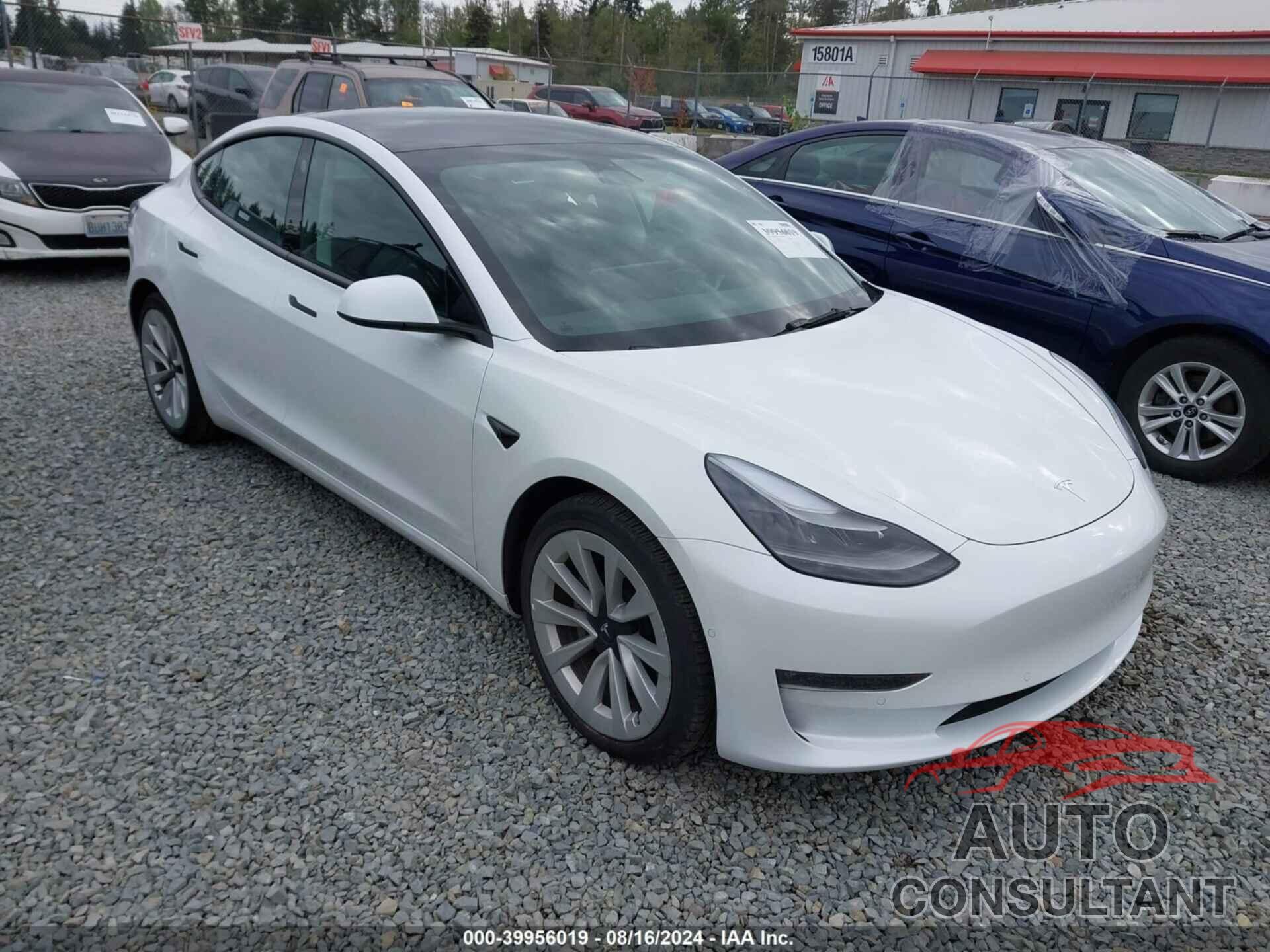 TESLA MODEL 3 2022 - 5YJ3E1EB6NF210089