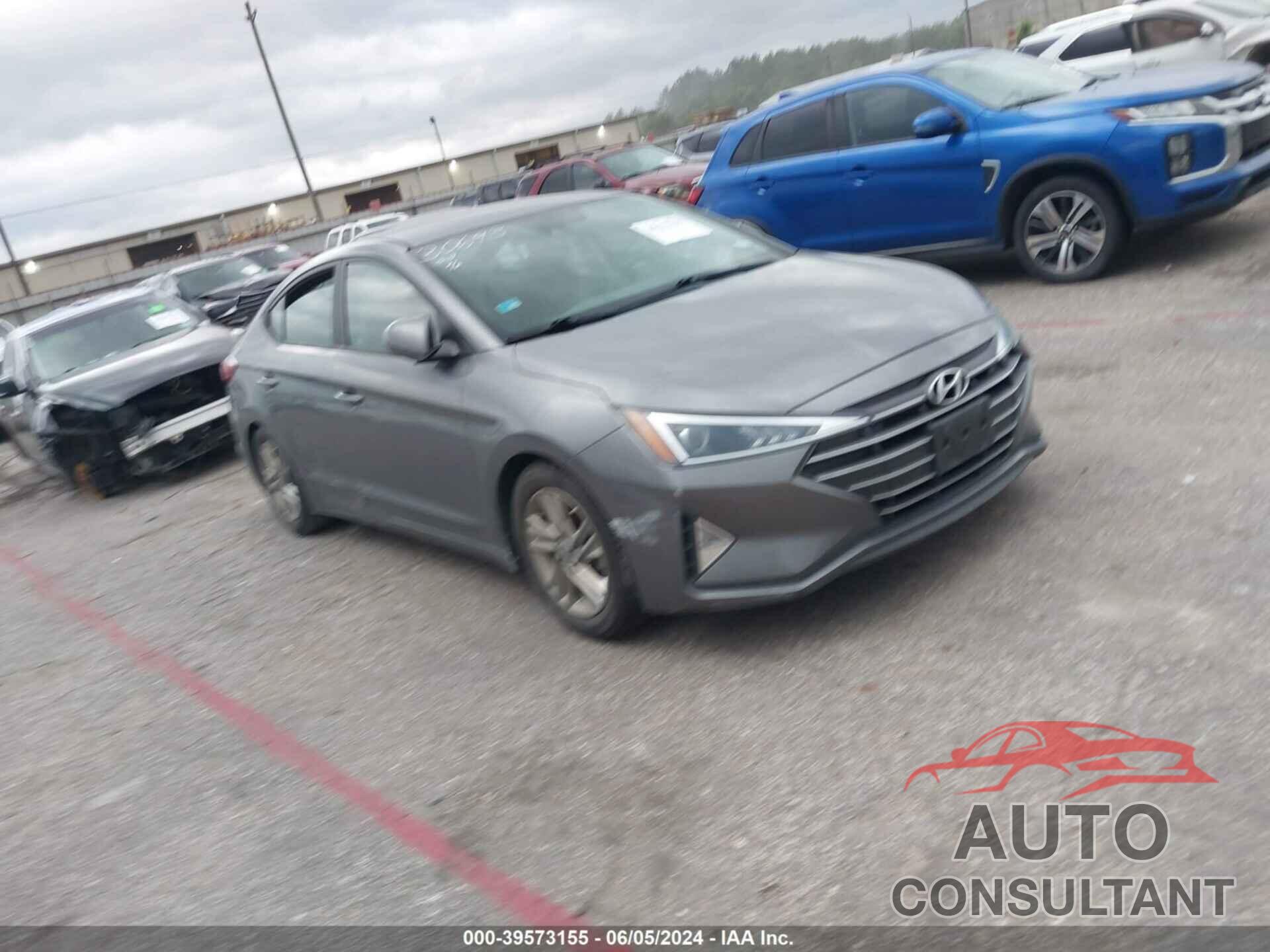 HYUNDAI ELANTRA 2019 - 5NPD84LF9KH422498