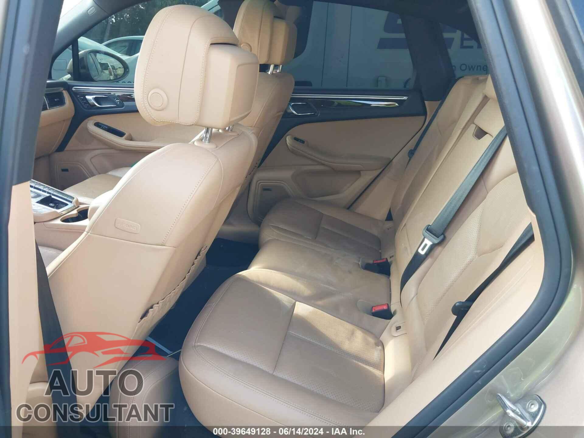 PORSCHE MACAN 2017 - WP1AA2A52HLB06871