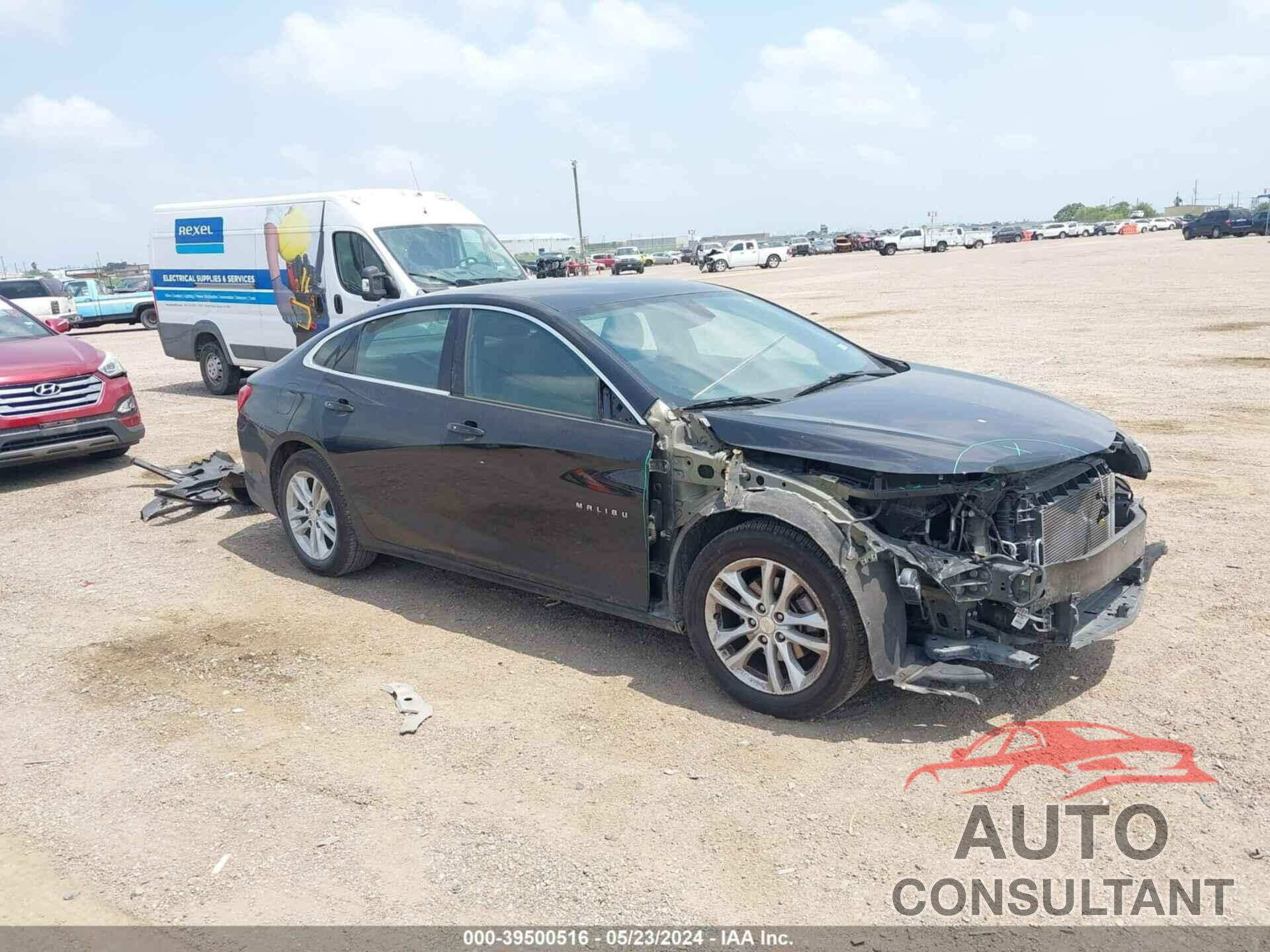 CHEVROLET MALIBU 2018 - 1G1ZD5ST8JF200972