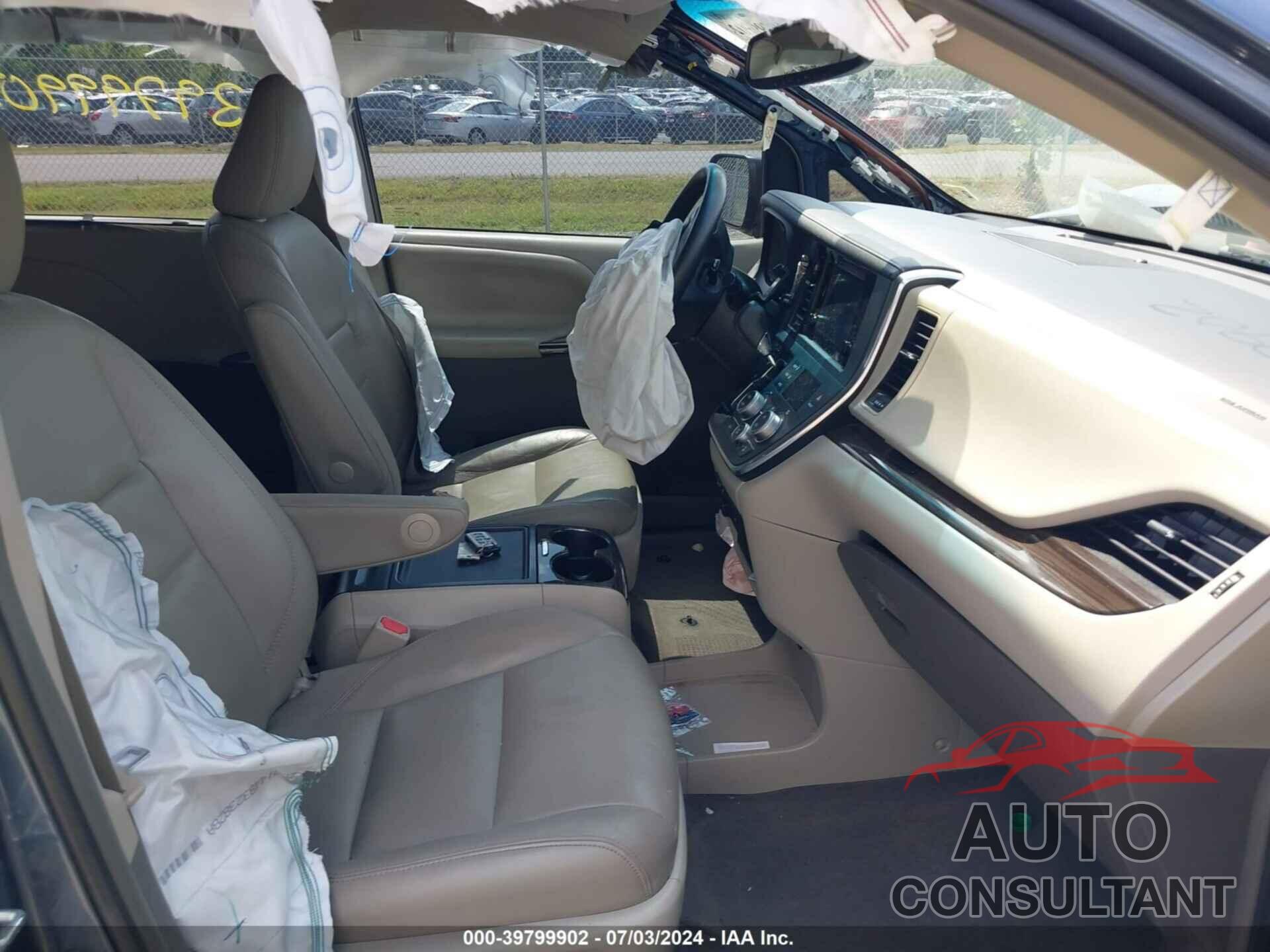 TOYOTA SIENNA 2017 - 5TDDZ3DC8HS173318