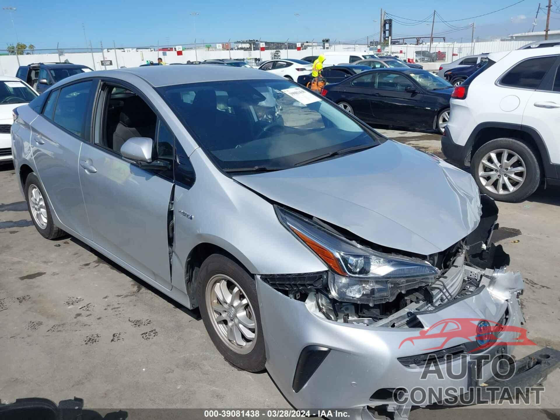 TOYOTA PRIUS 2019 - JTDKARFU0K3093429