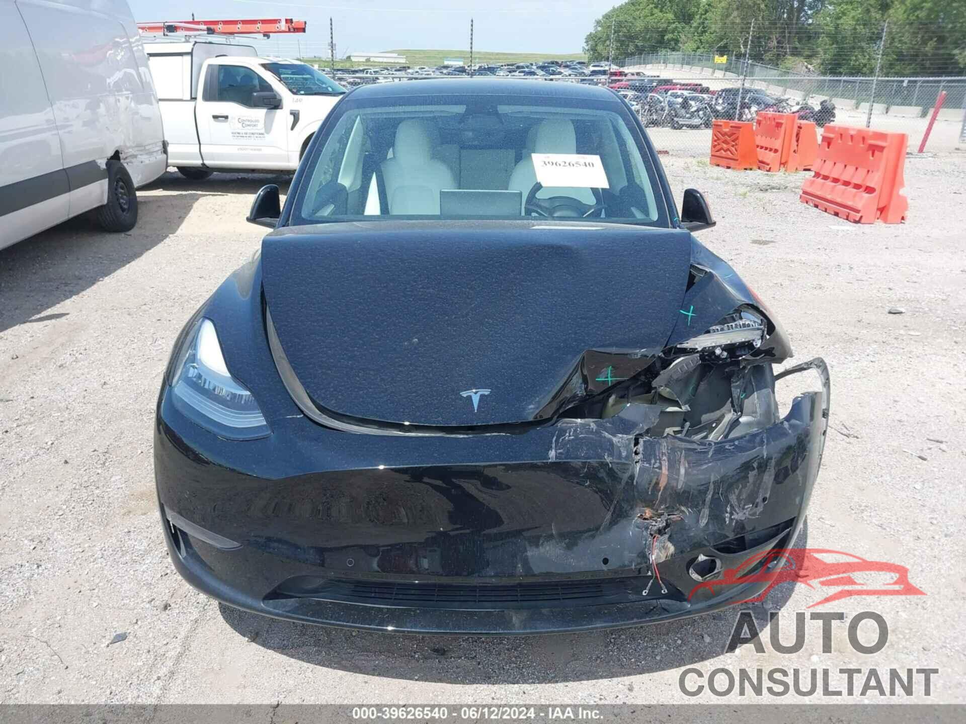 TESLA MODEL Y 2022 - 7SAYGAEE0NF575669