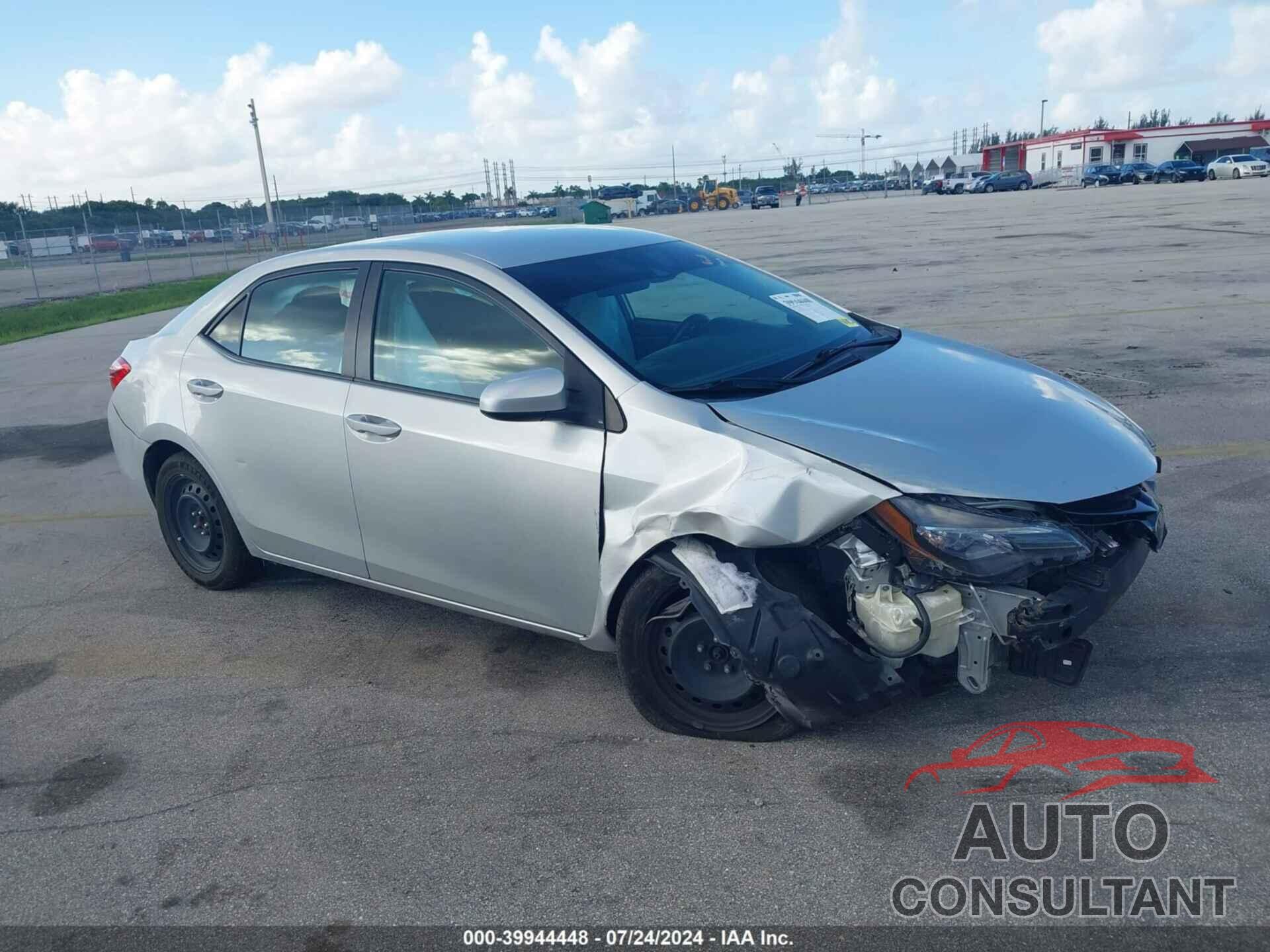 TOYOTA COROLLA 2018 - 2T1BURHE4JC984245