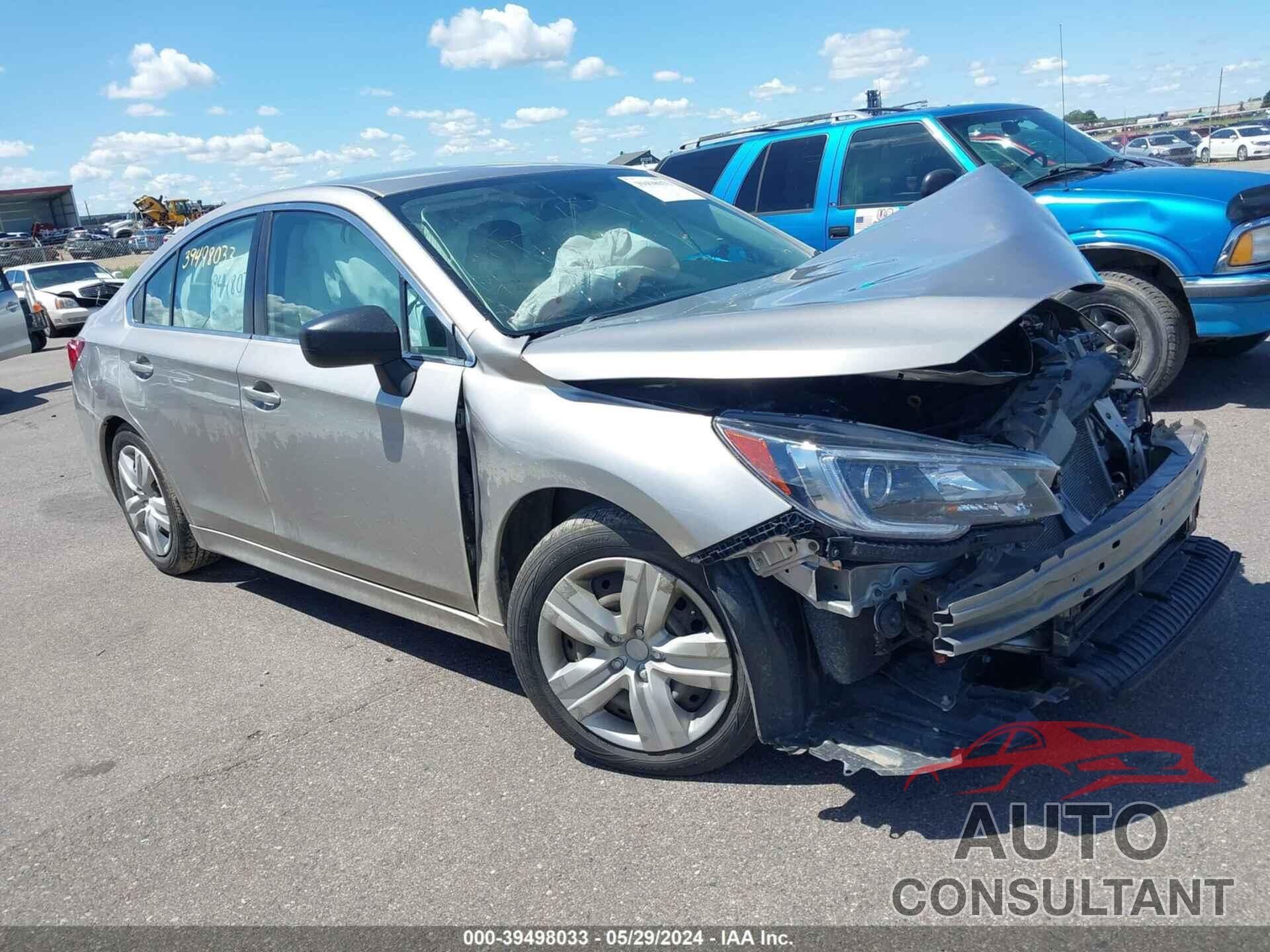 SUBARU LEGACY 2018 - 4S3BNAA63J3020567